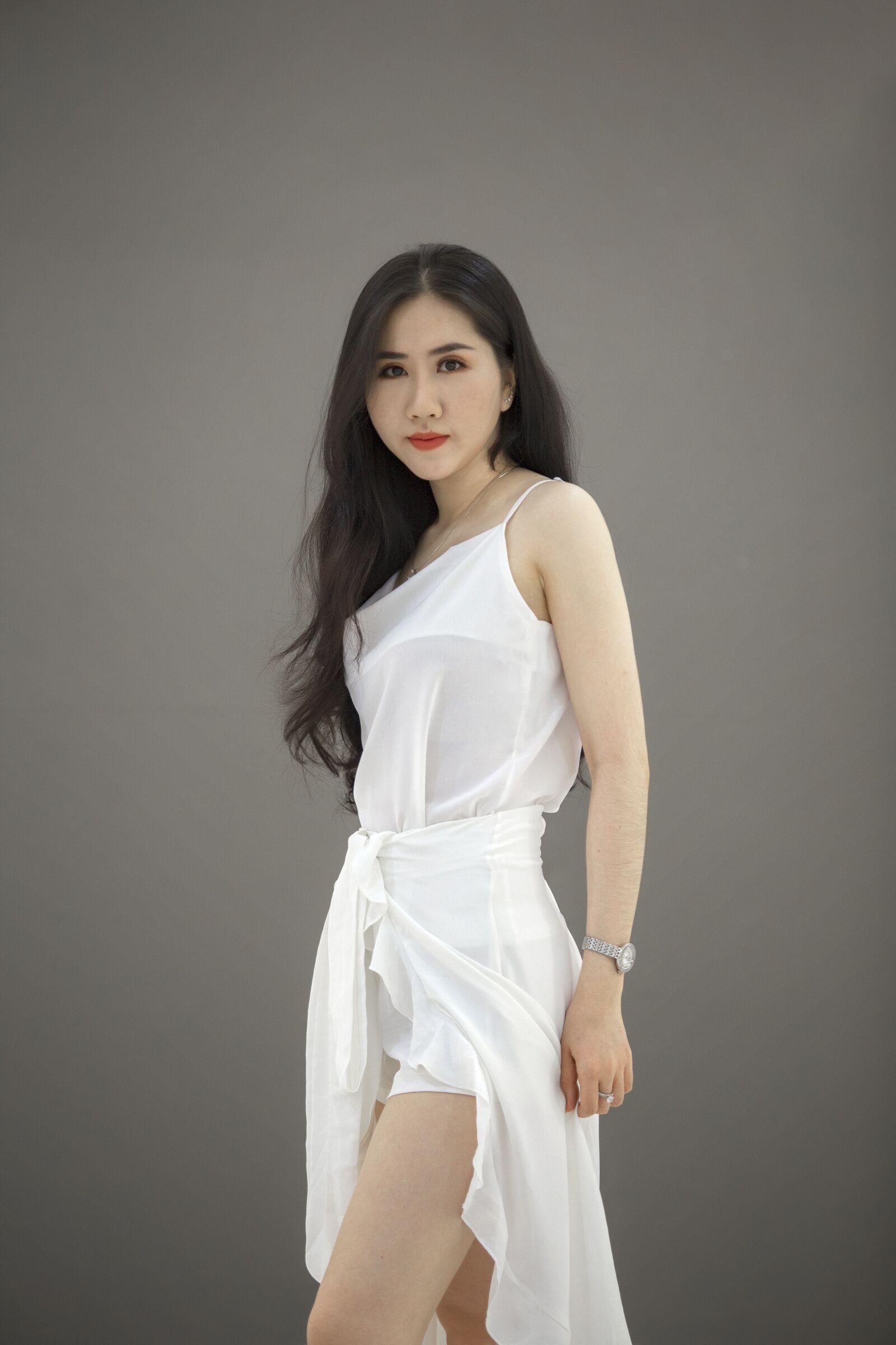 Canon EF 70-200mm F2.8L USM sample photo. Girl, fashion, woman photography