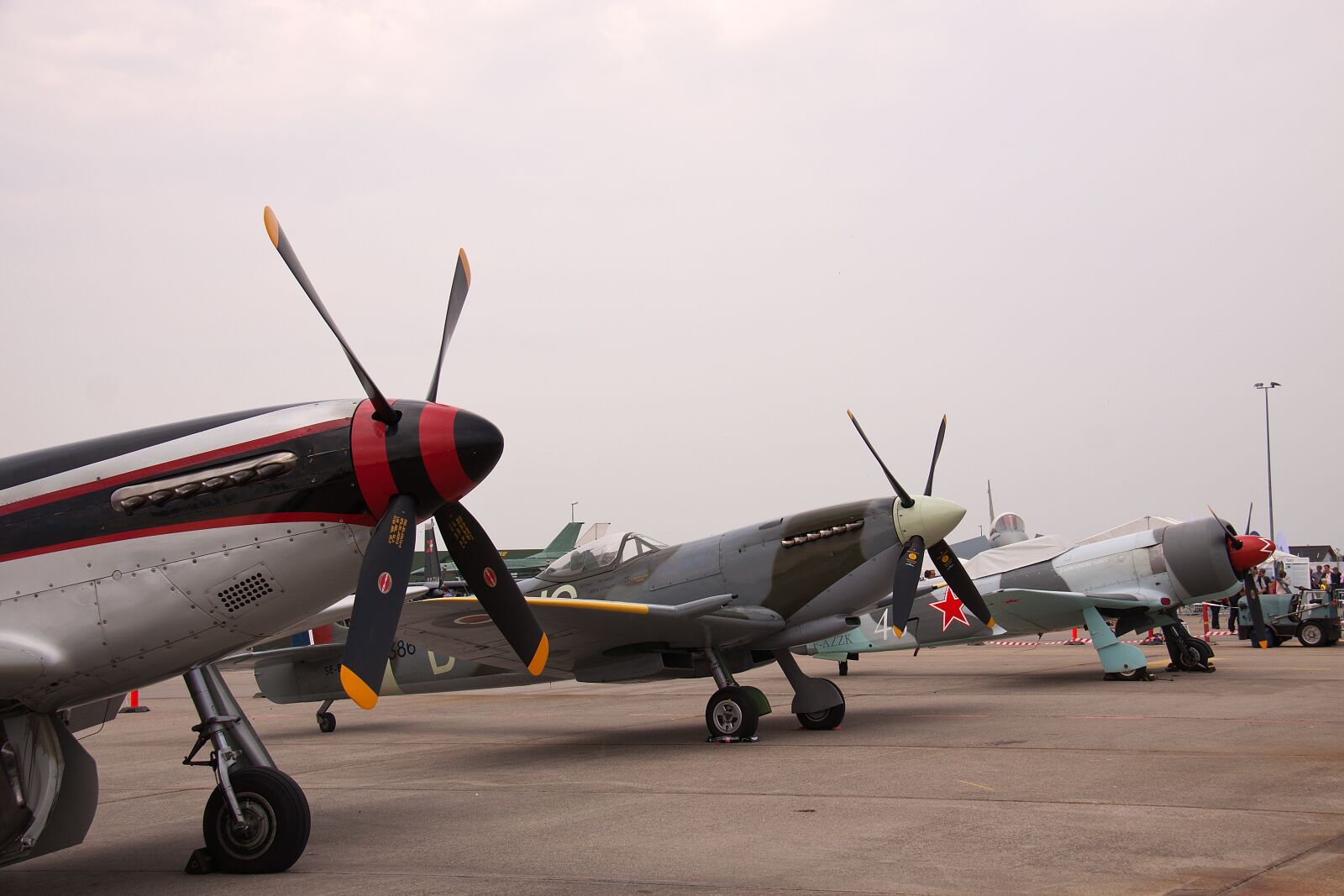 Canon EOS 50D sample photo. Planes, airshow, propellers photography