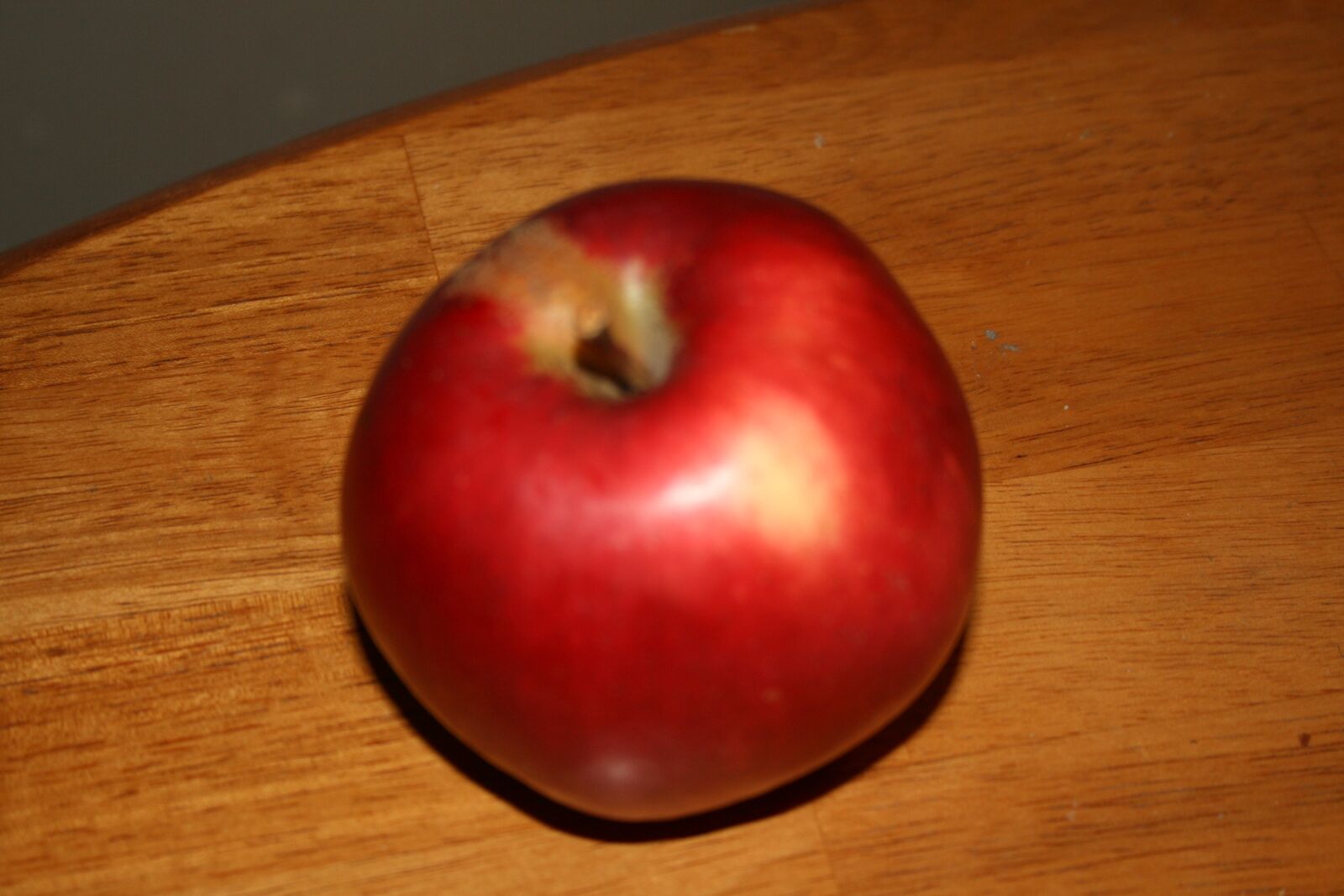 Canon EOS 400D (EOS Digital Rebel XTi / EOS Kiss Digital X) sample photo. Fruit, apple, apples photography