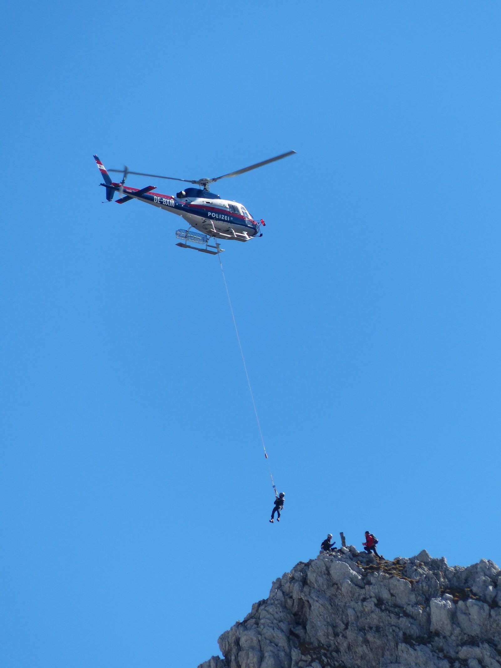 Panasonic Lumix DMC-FZ200 sample photo. Helicopter, police, mountain rescue photography