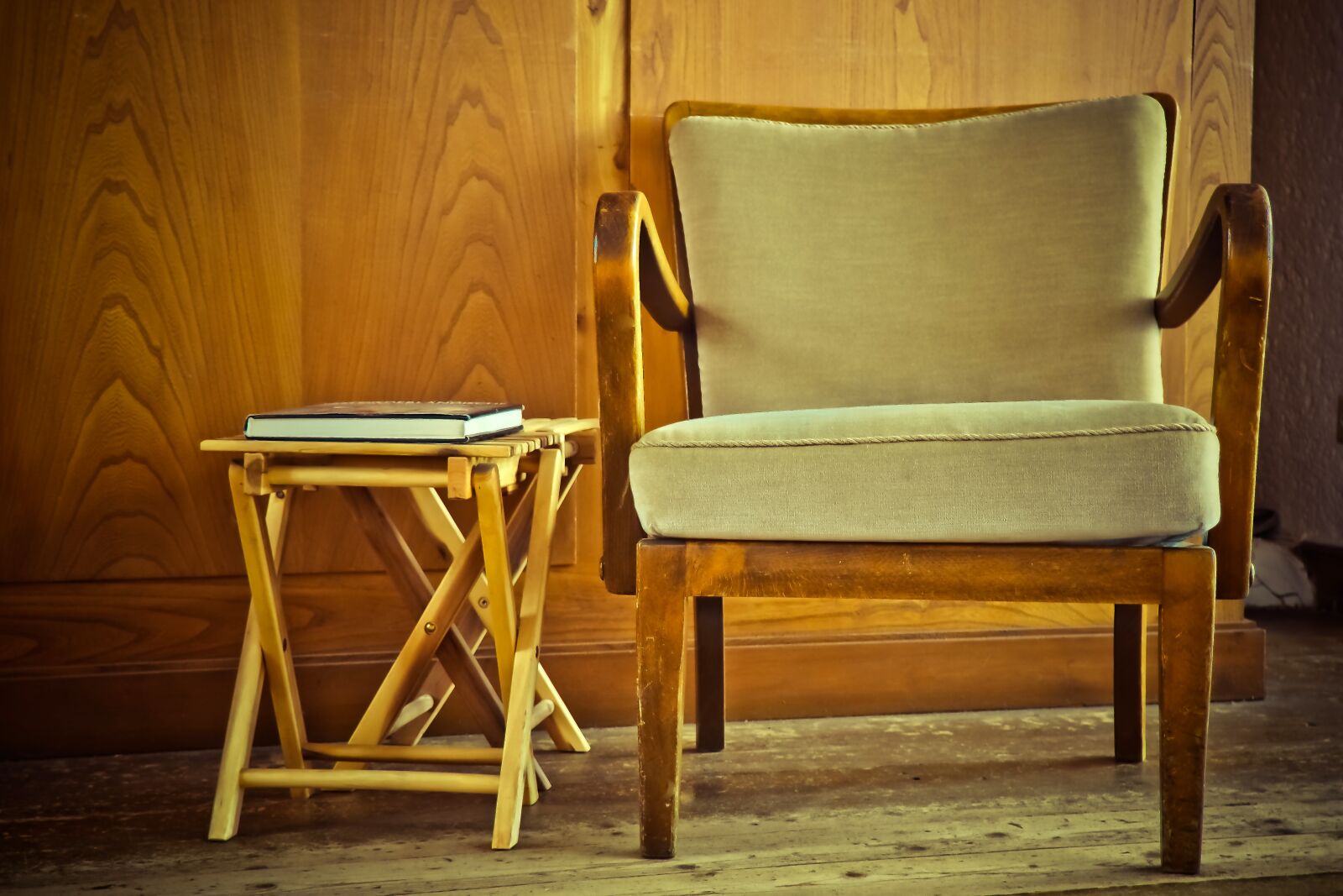 Olympus OM-D E-M10 sample photo. Chair, table, furniture photography