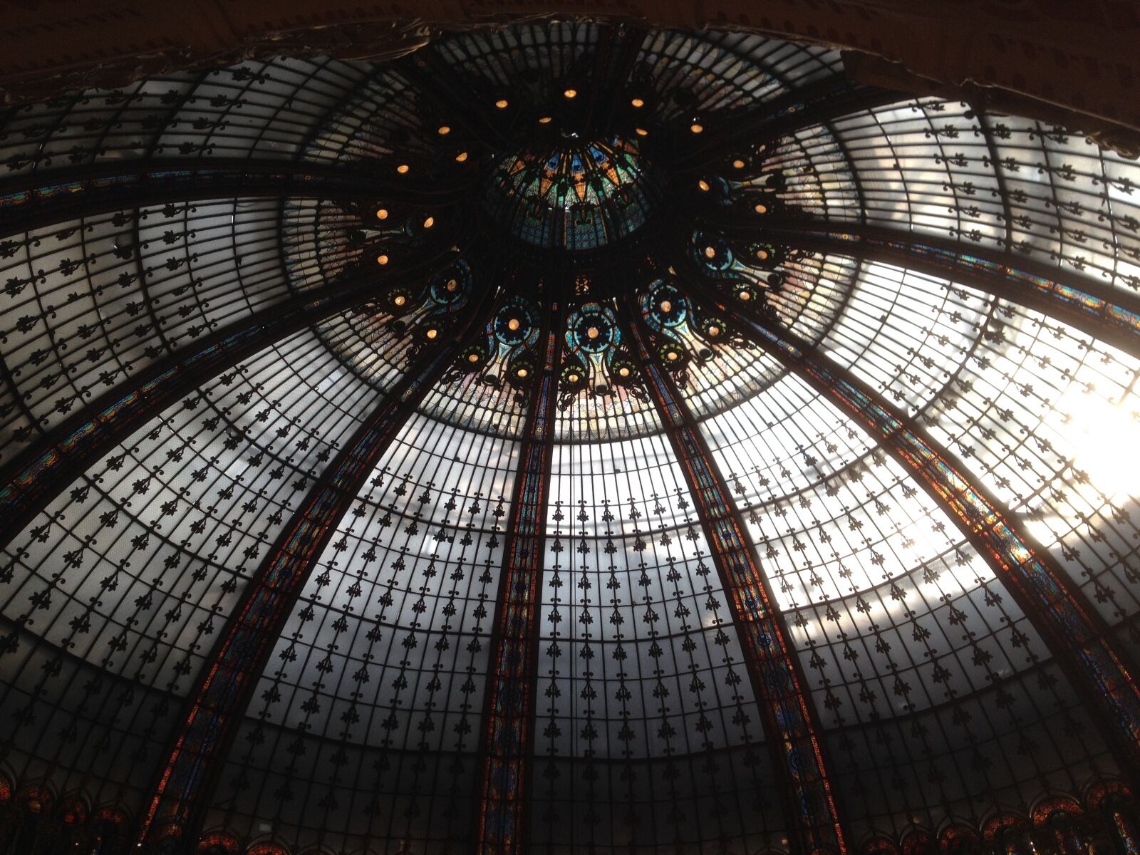 iPhone 4S back camera 4.28mm f/2.4 sample photo. Dome, paris, lafayette photography