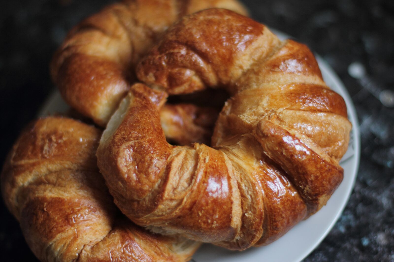 Canon EOS 7D + Canon EF 50mm F1.4 USM sample photo. Croissant, breakfast, pastry photography