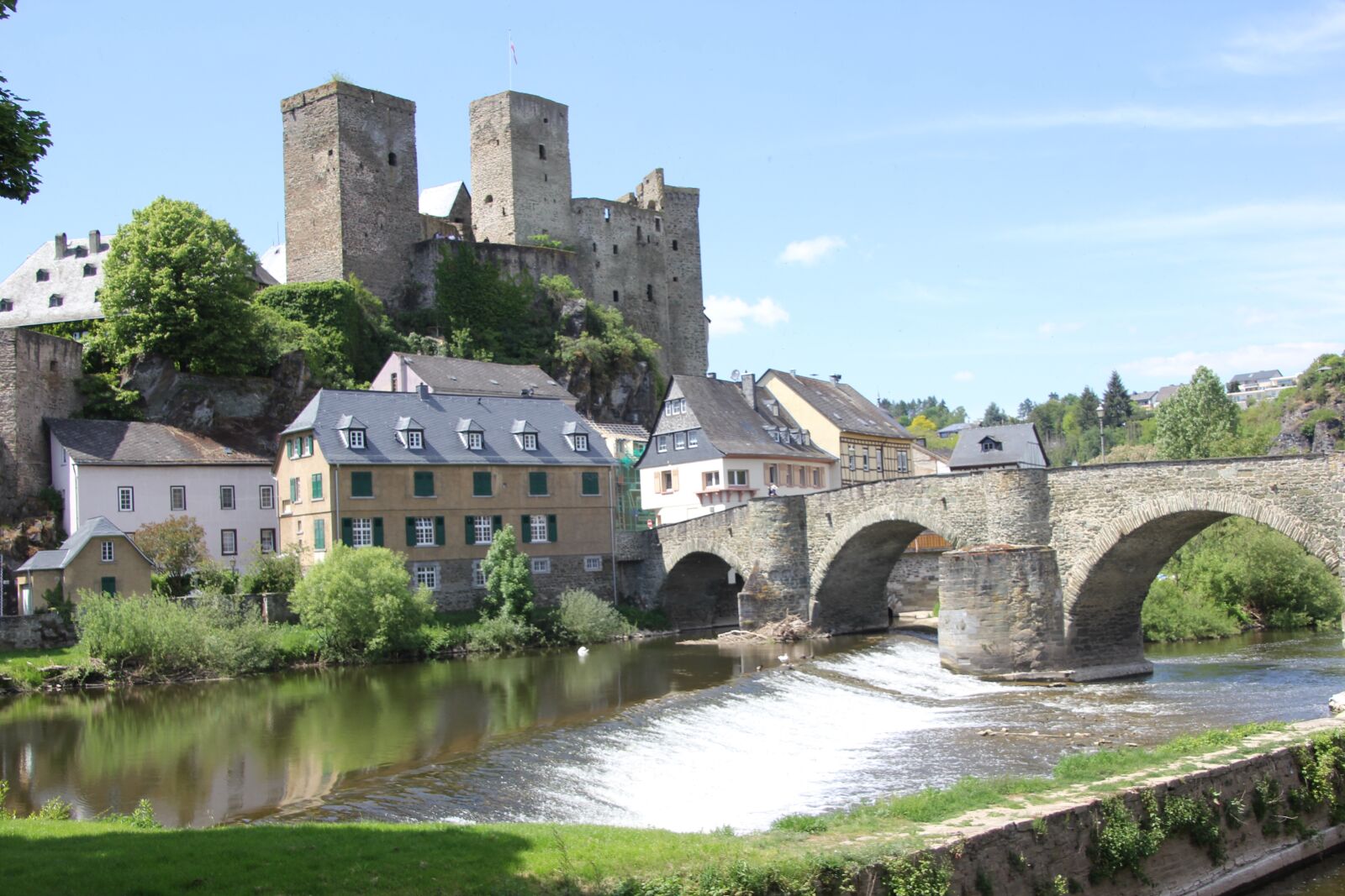 Canon EOS 60D sample photo. Runkel, castle, lahn photography