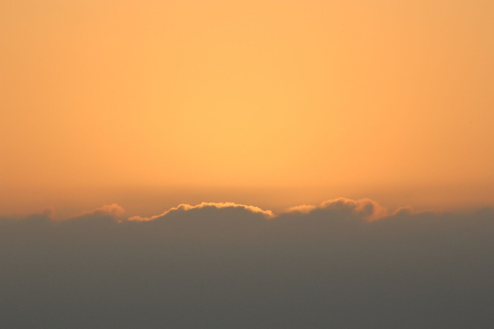 Canon EOS 1200D (EOS Rebel T5 / EOS Kiss X70 / EOS Hi) sample photo. Sunset, sun, sky photography