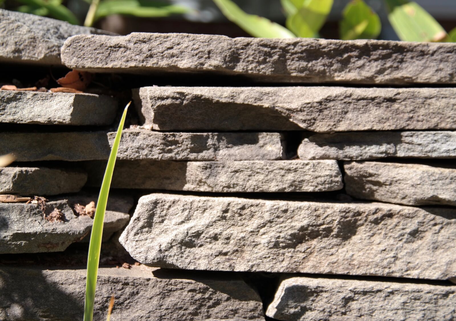 Samsung NX300 sample photo. Wall, stone, grey photography