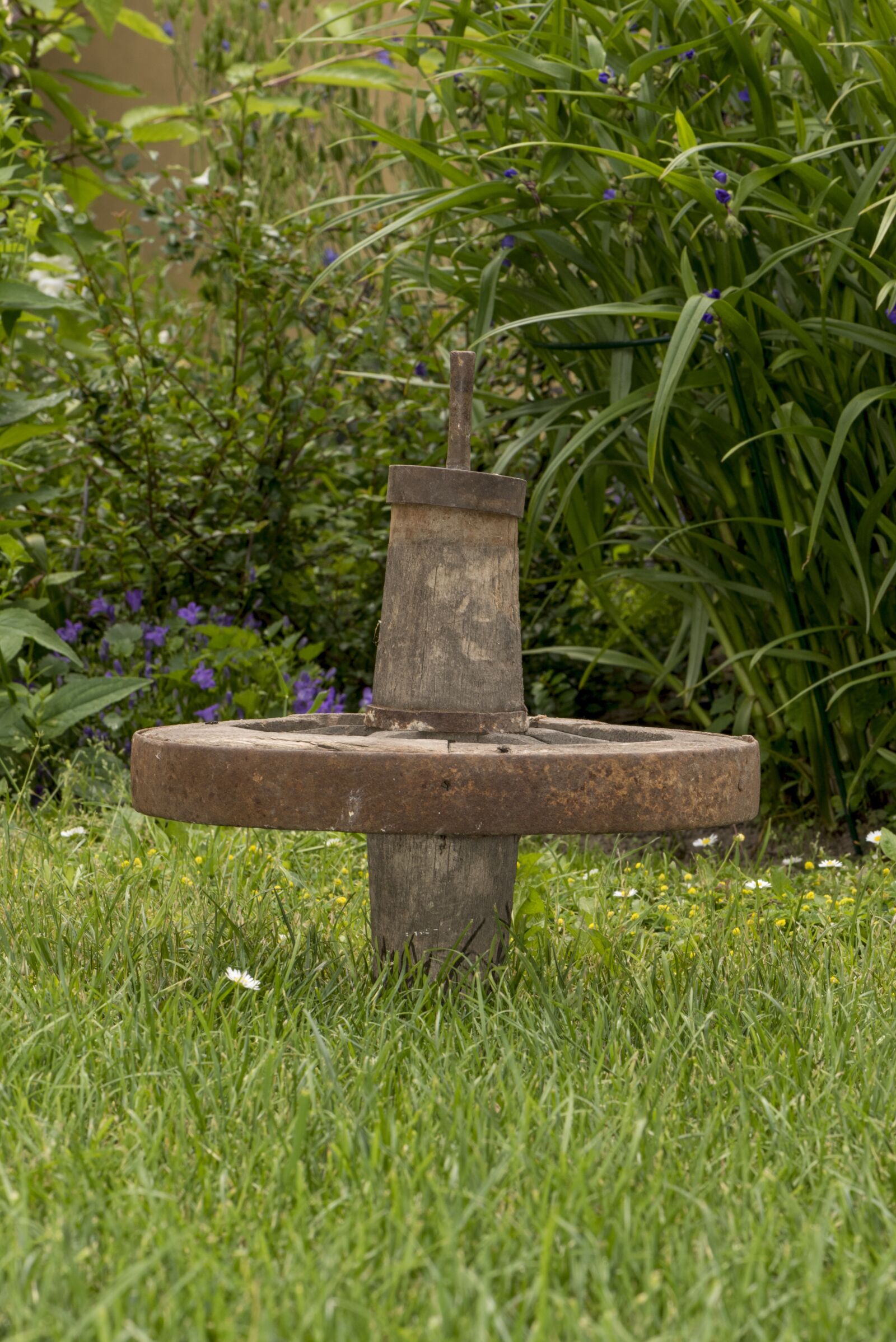 Nikon D750 sample photo. Old wheel, wheel, cart photography