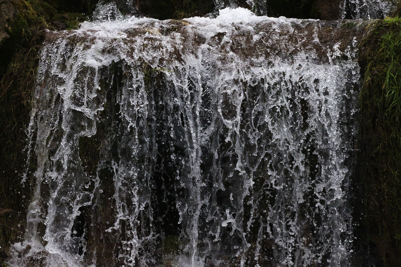 Panasonic Lumix DMC-FZ1000 sample photo. Waterfall, nature, waters photography