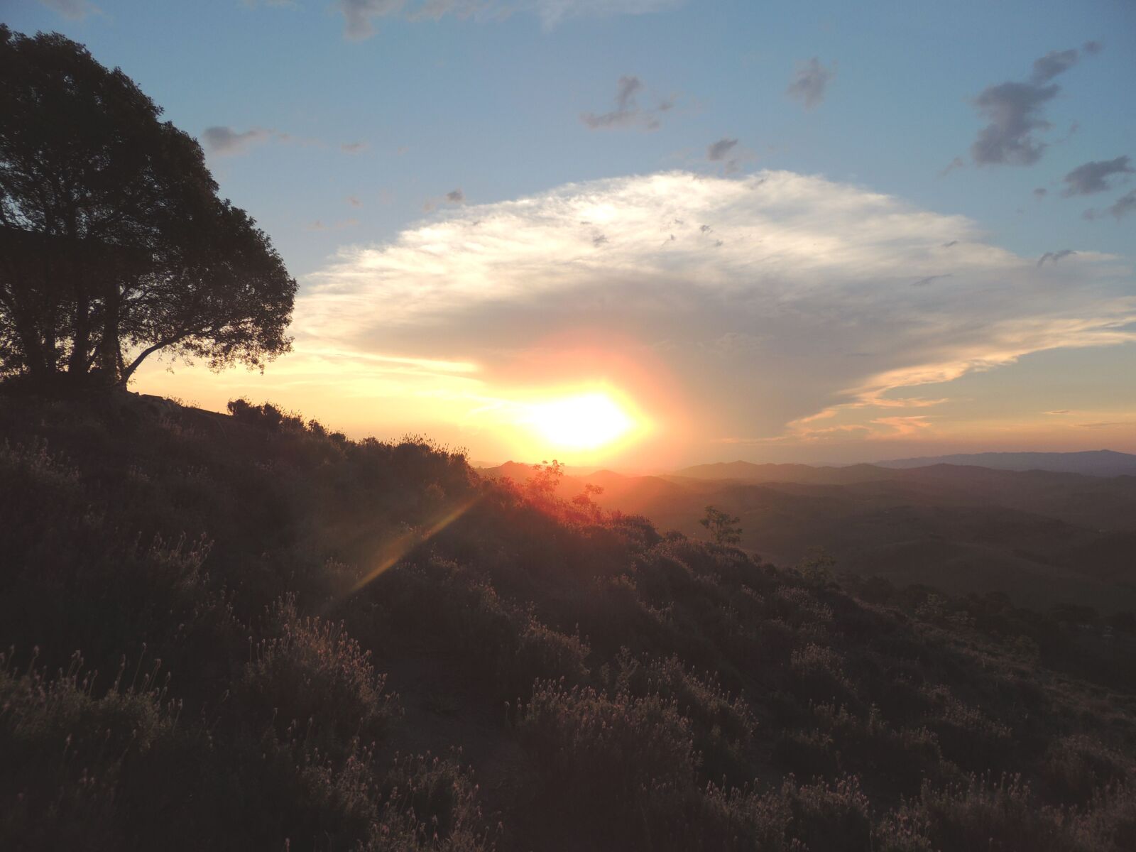 Nikon Coolpix P510 sample photo. Sunset, montanha, paisagem photography