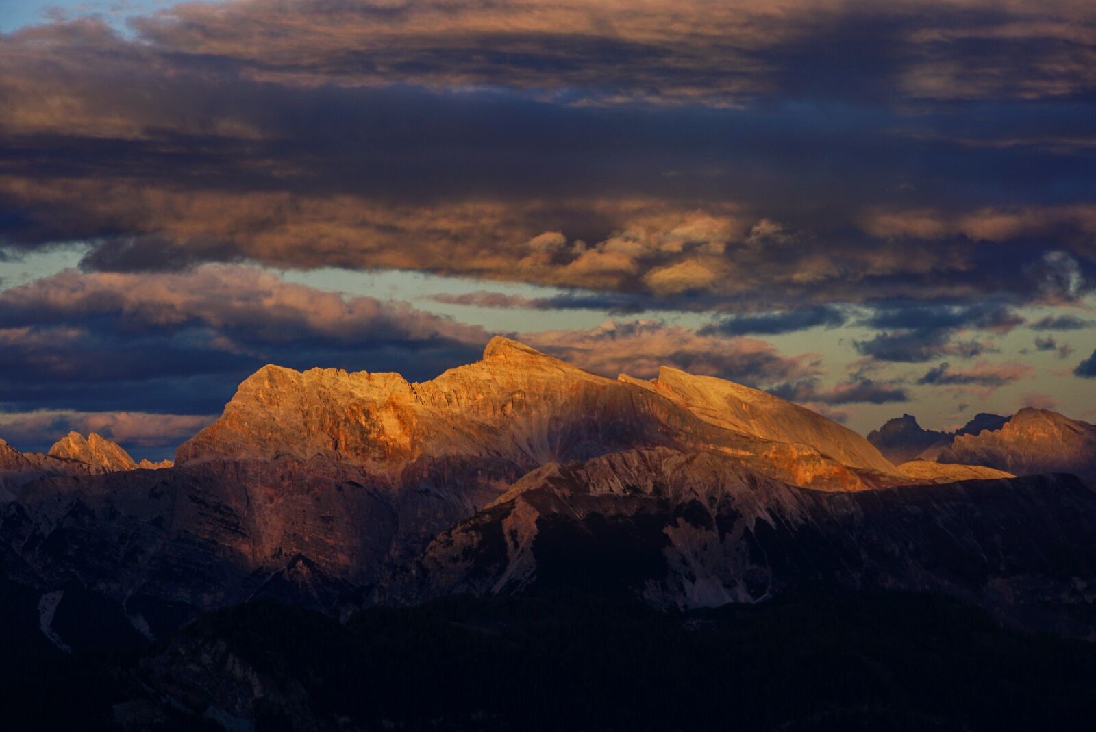 Sony a6000 sample photo. Sunset, mountains, alps photography