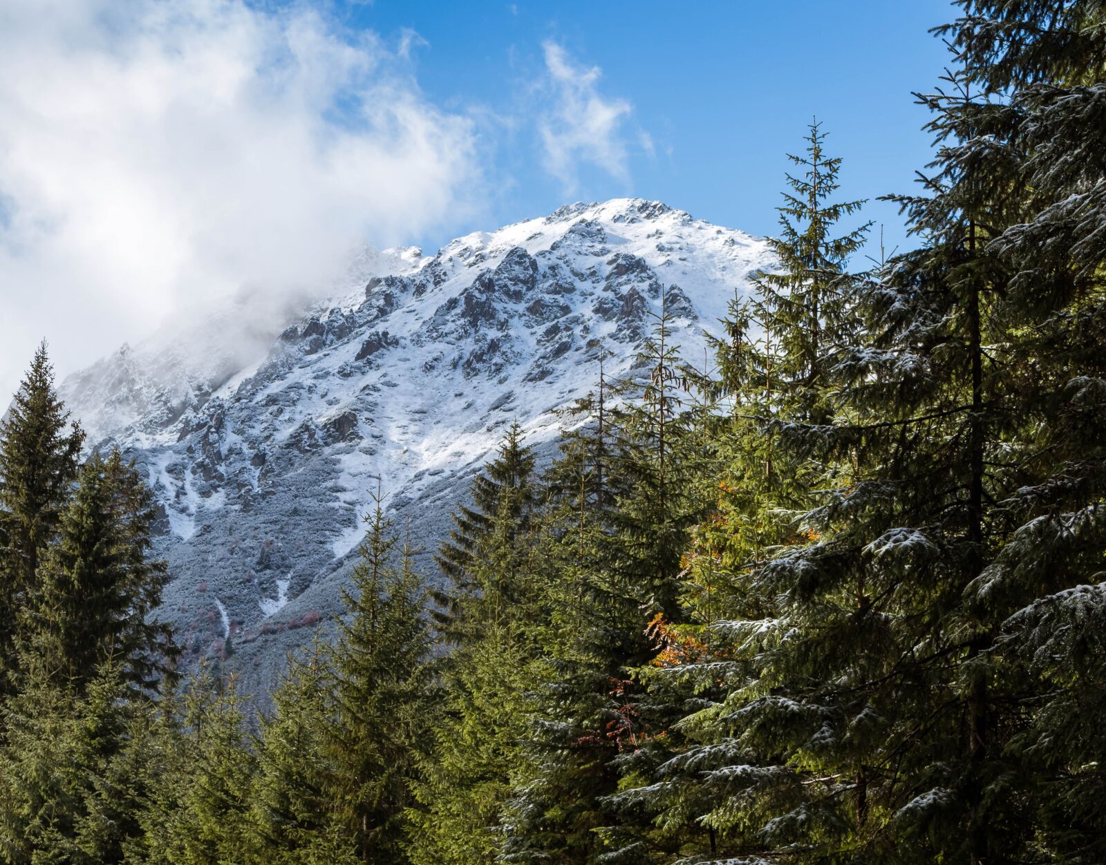 Canon EOS 700D (EOS Rebel T5i / EOS Kiss X7i) sample photo. Mountains, tatry, snow photography