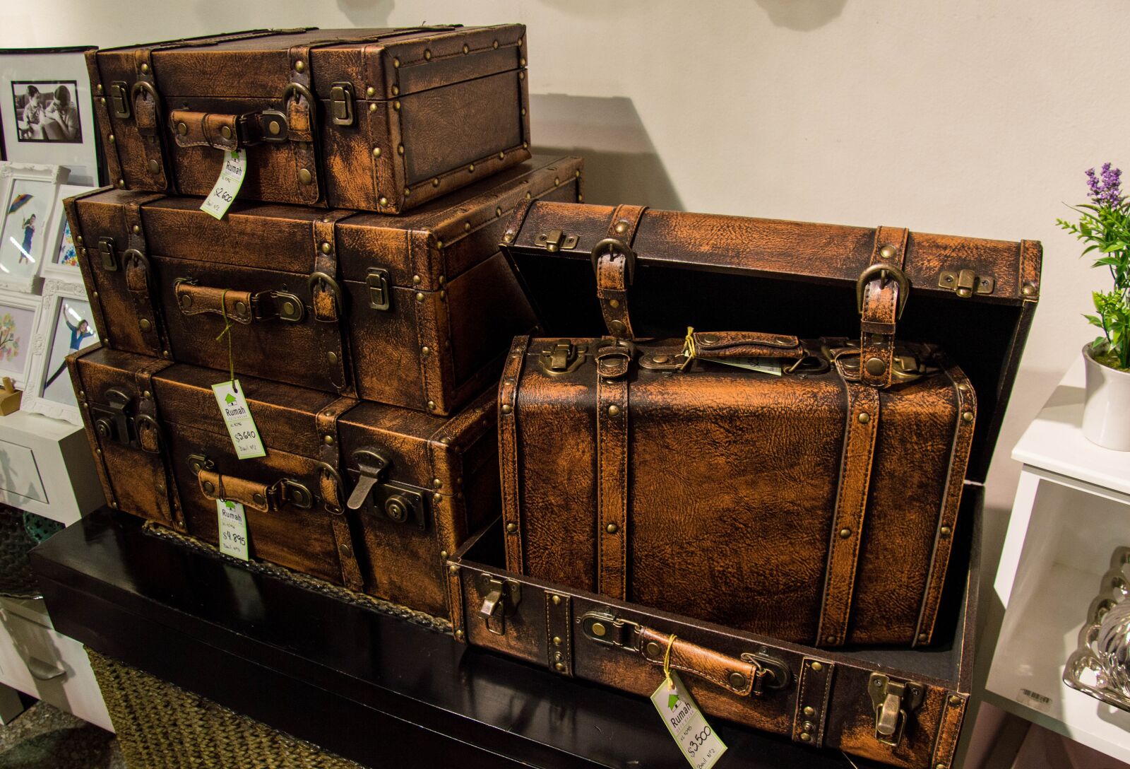 Nikon D3200 sample photo. Memories, chest, treasure photography