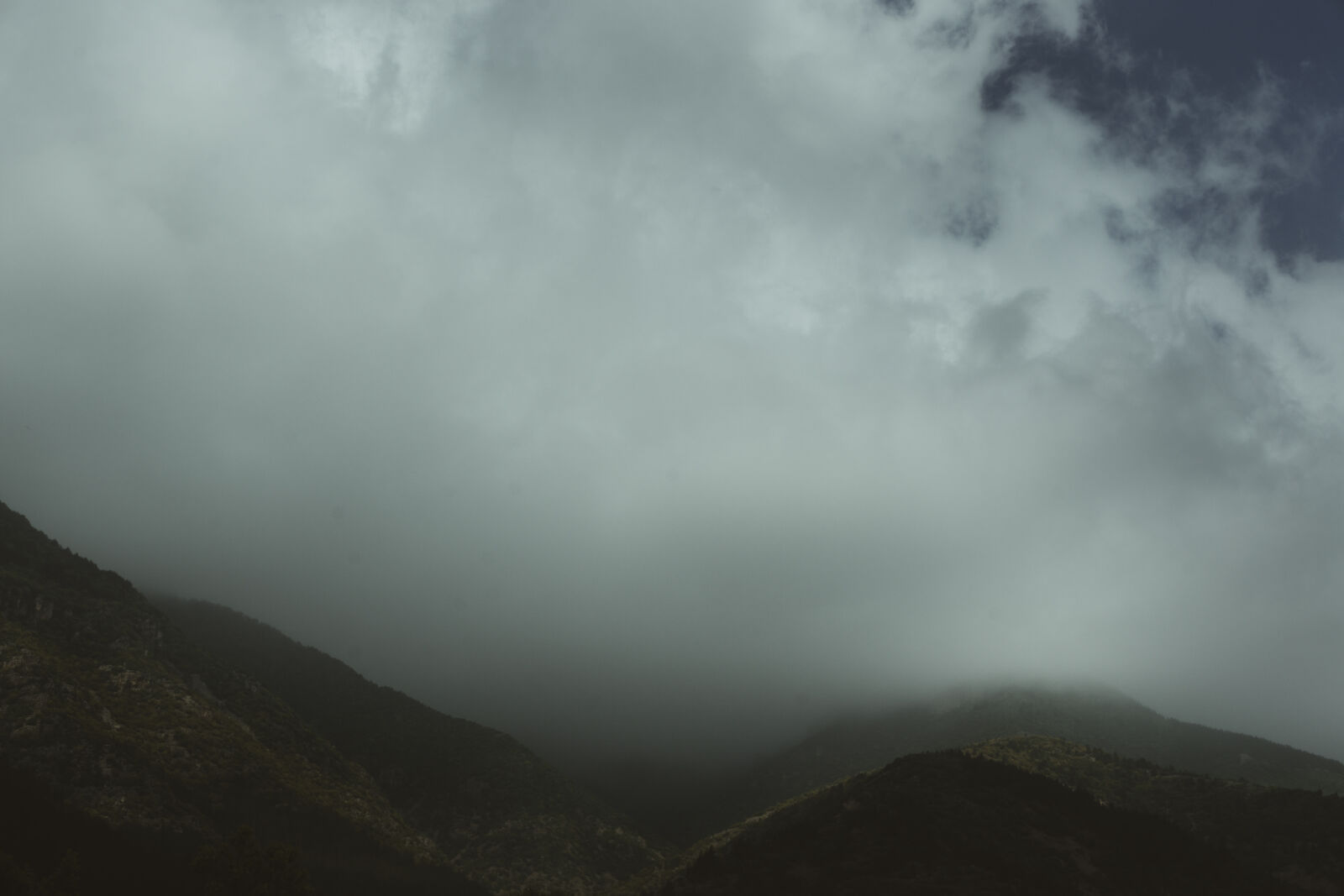 Sony a6000 sample photo. Beautiful, cloud, dark, fog photography