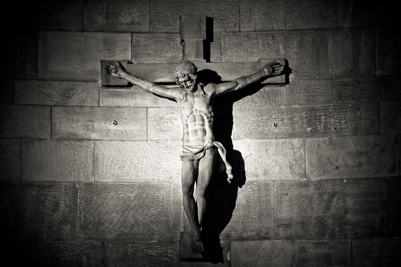 Olympus OM-D E-M10 sample photo. Cross, church, faith photography