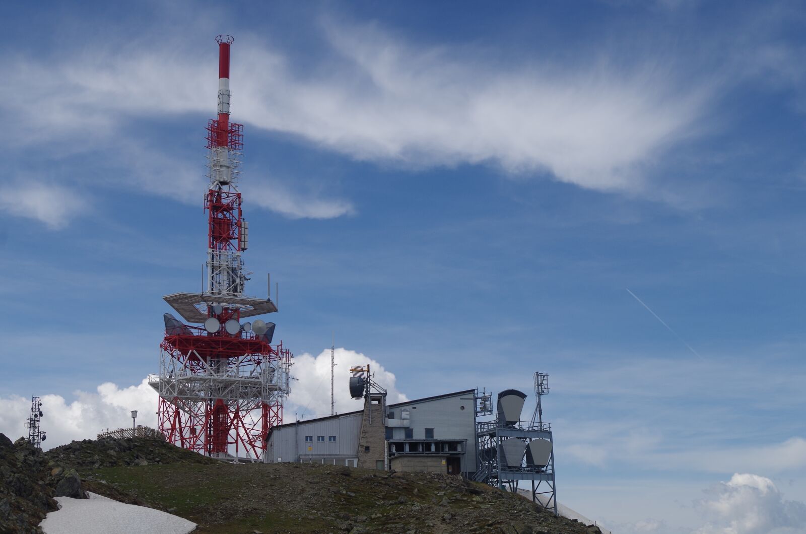 Pentax K-30 sample photo. Antenna, send system, transmission photography