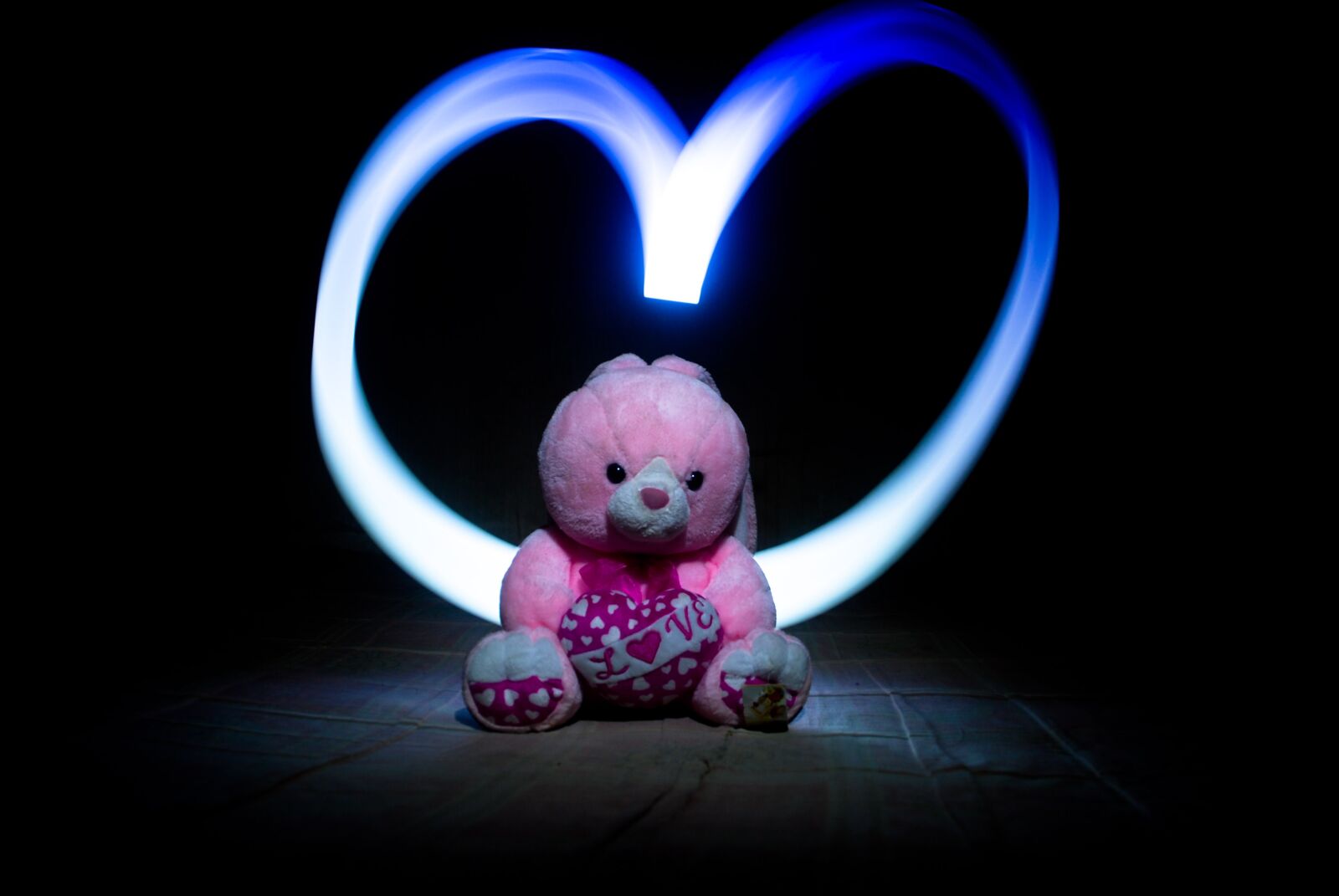 Nikon D80 sample photo. Love, illuminated, spotlight photography
