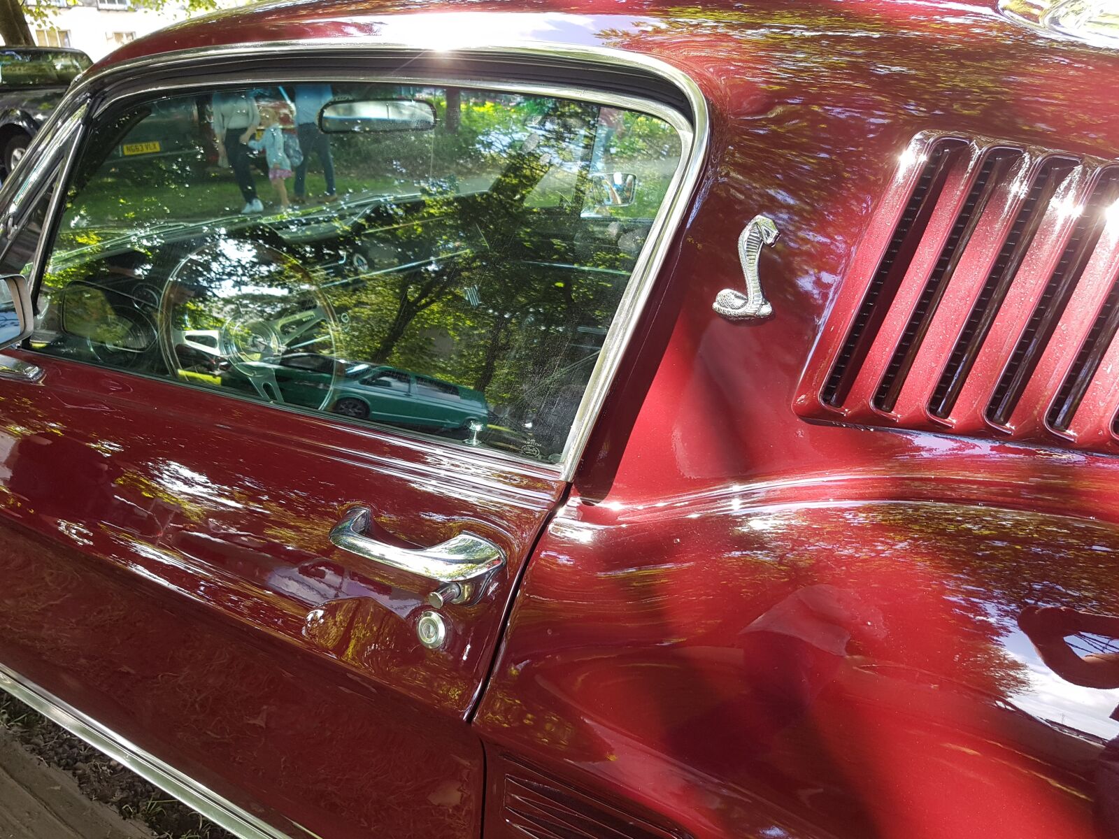 Samsung Galaxy S7 Edge sample photo. Mustang, red, chrome photography