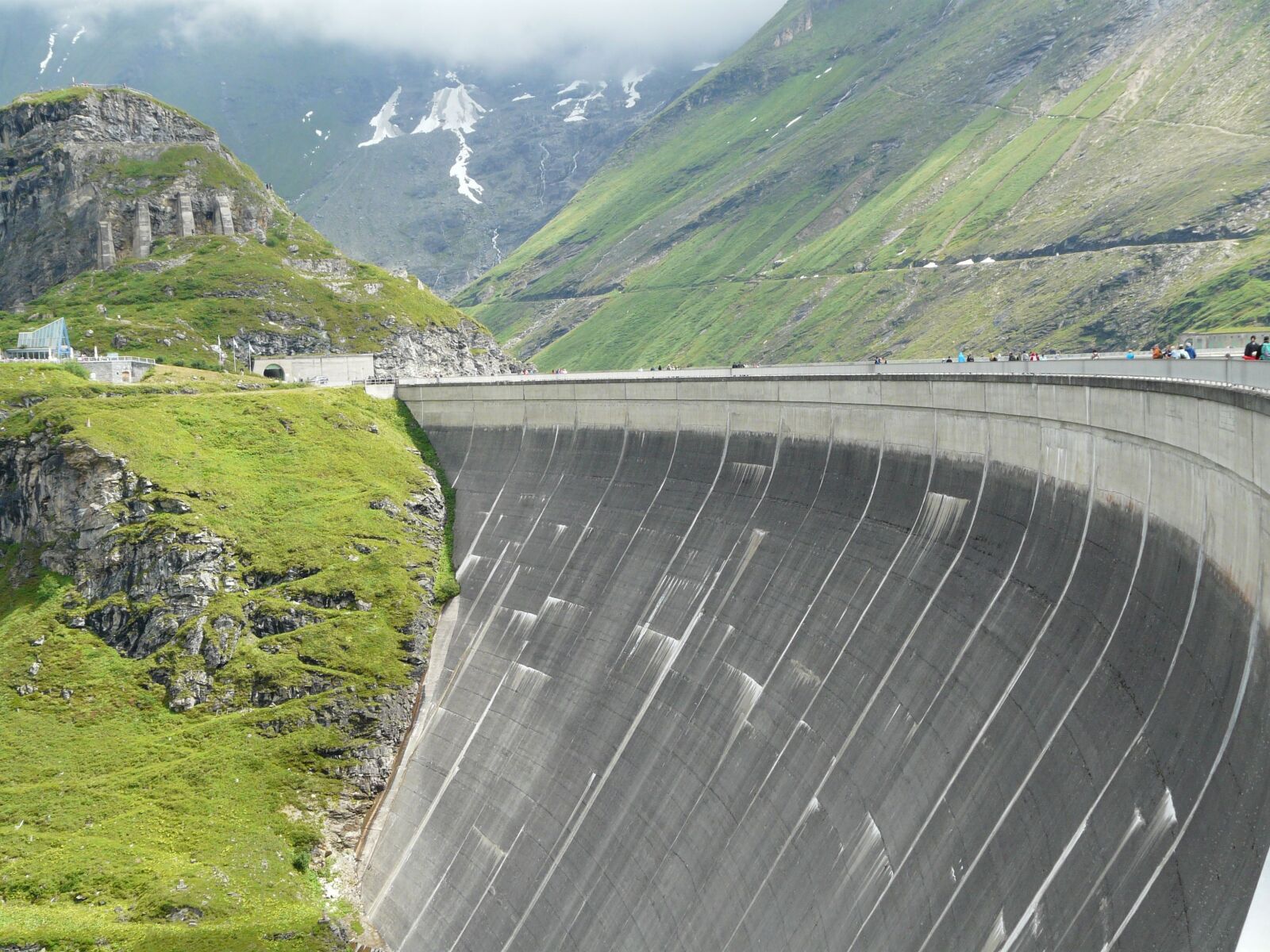 Panasonic DMC-FZ18 sample photo. Dam, kaprun, austria photography
