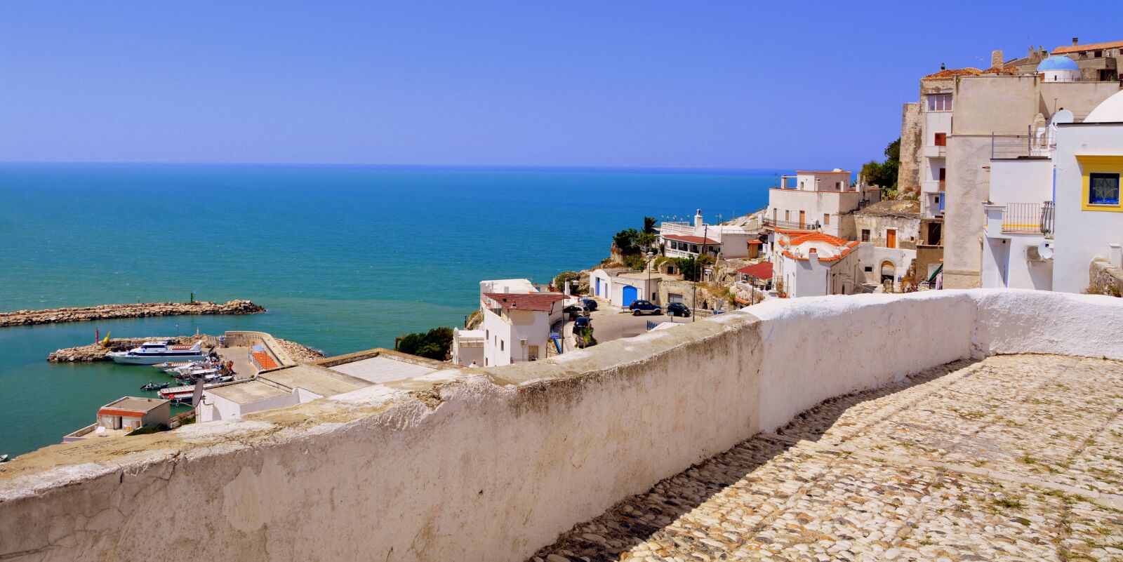 Nikon D7100 sample photo. Sea, houses, picturesque photography