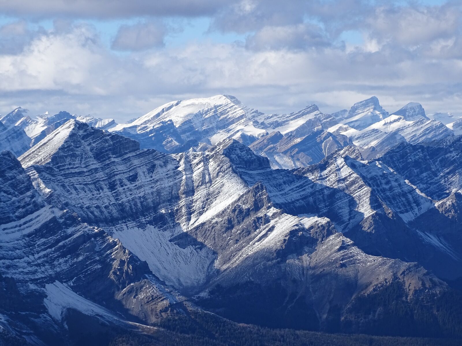 Sony Cyber-shot DSC-HX400V sample photo. Rockies, cascade mountain, rugged photography