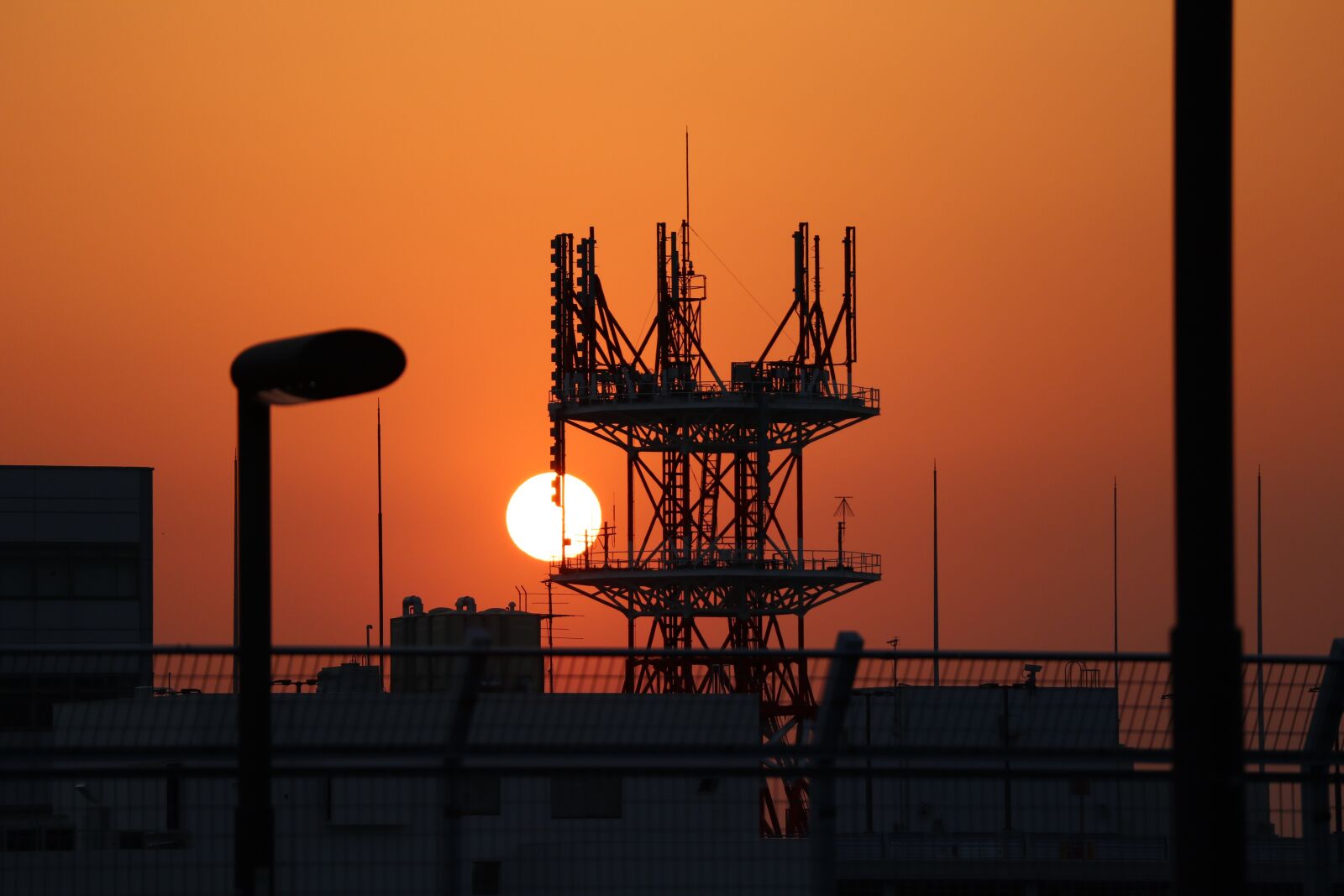 Canon EOS M100 sample photo. Yellow, sunset, sky photography