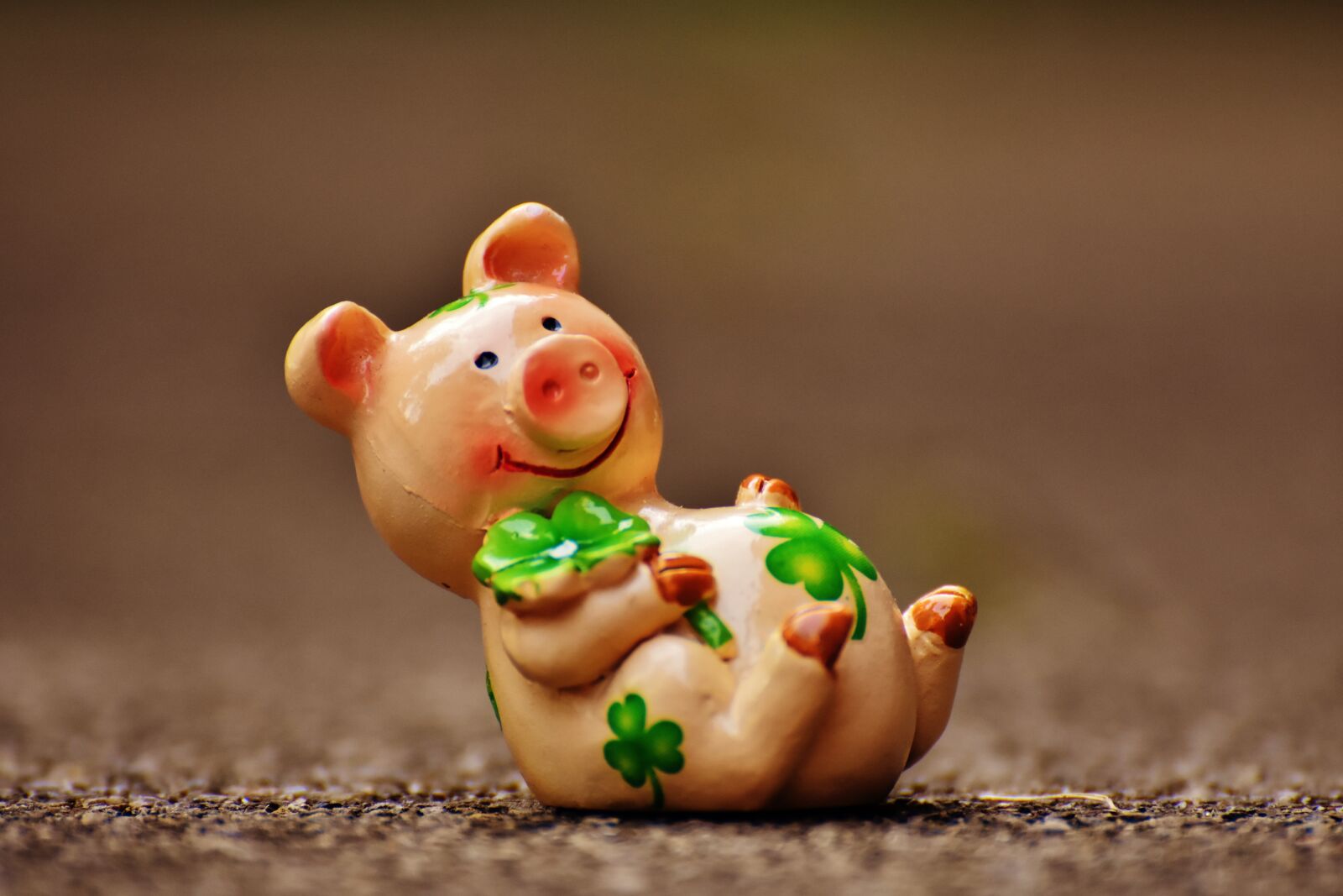 Nikon D7200 sample photo. Lucky pig, figure, luck photography