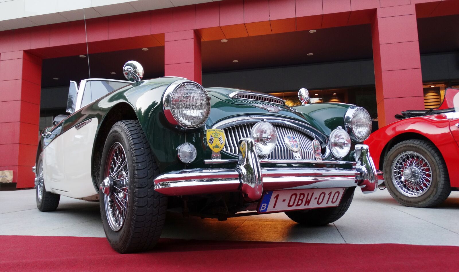 Sony Cyber-shot DSC-HX300 sample photo. Jaguar, oldtimer, retro photography