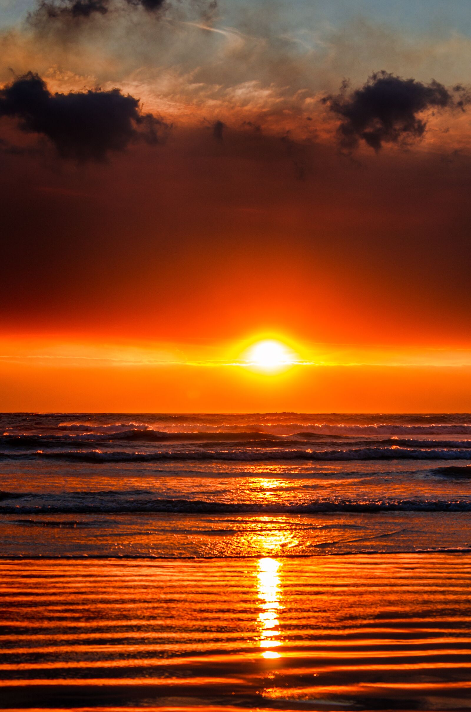 Nikon D7000 sample photo. Sunset, ocean, clouds photography