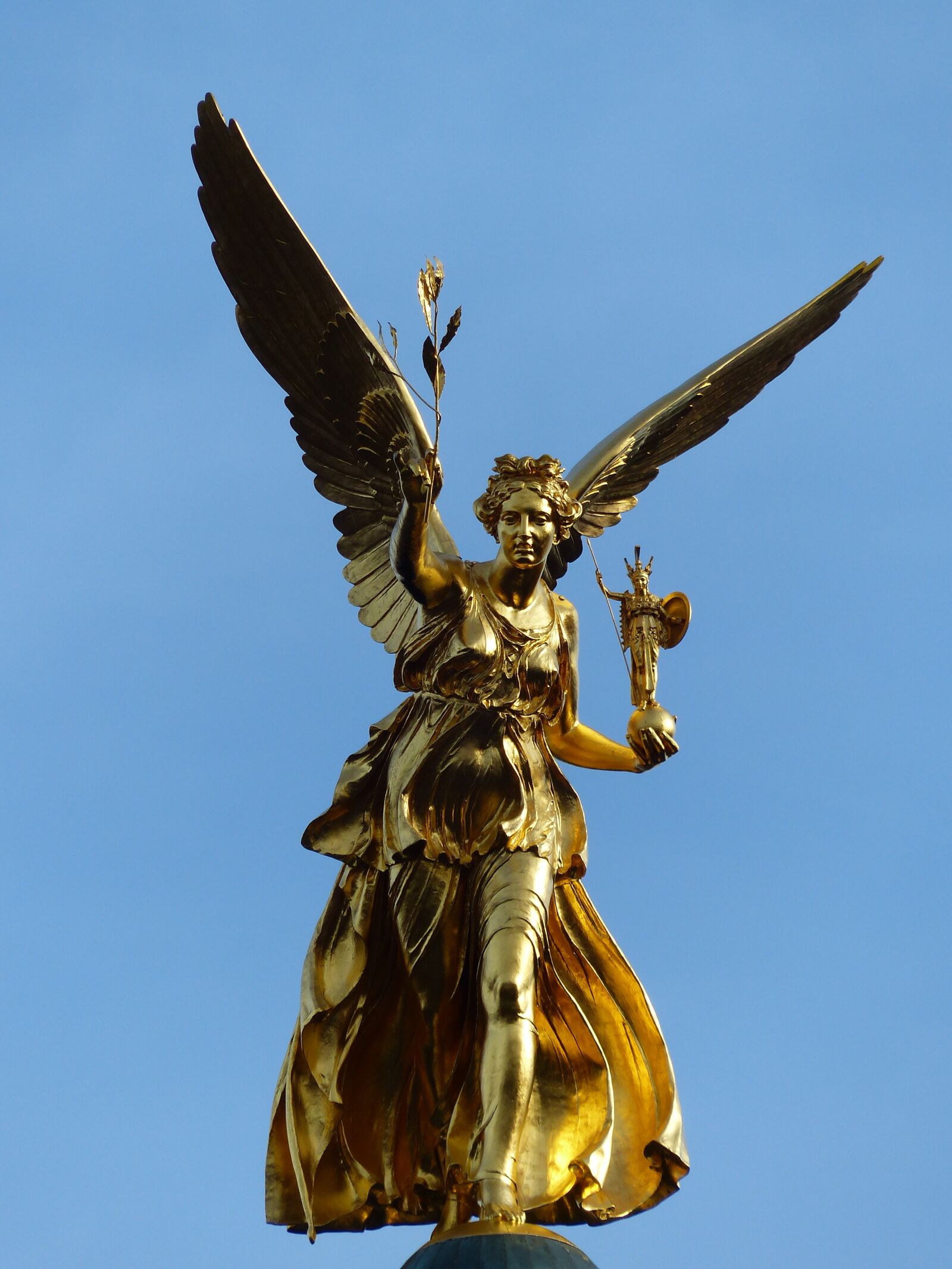 Panasonic Lumix DMC-FZ200 sample photo. Angel of peace, munich photography