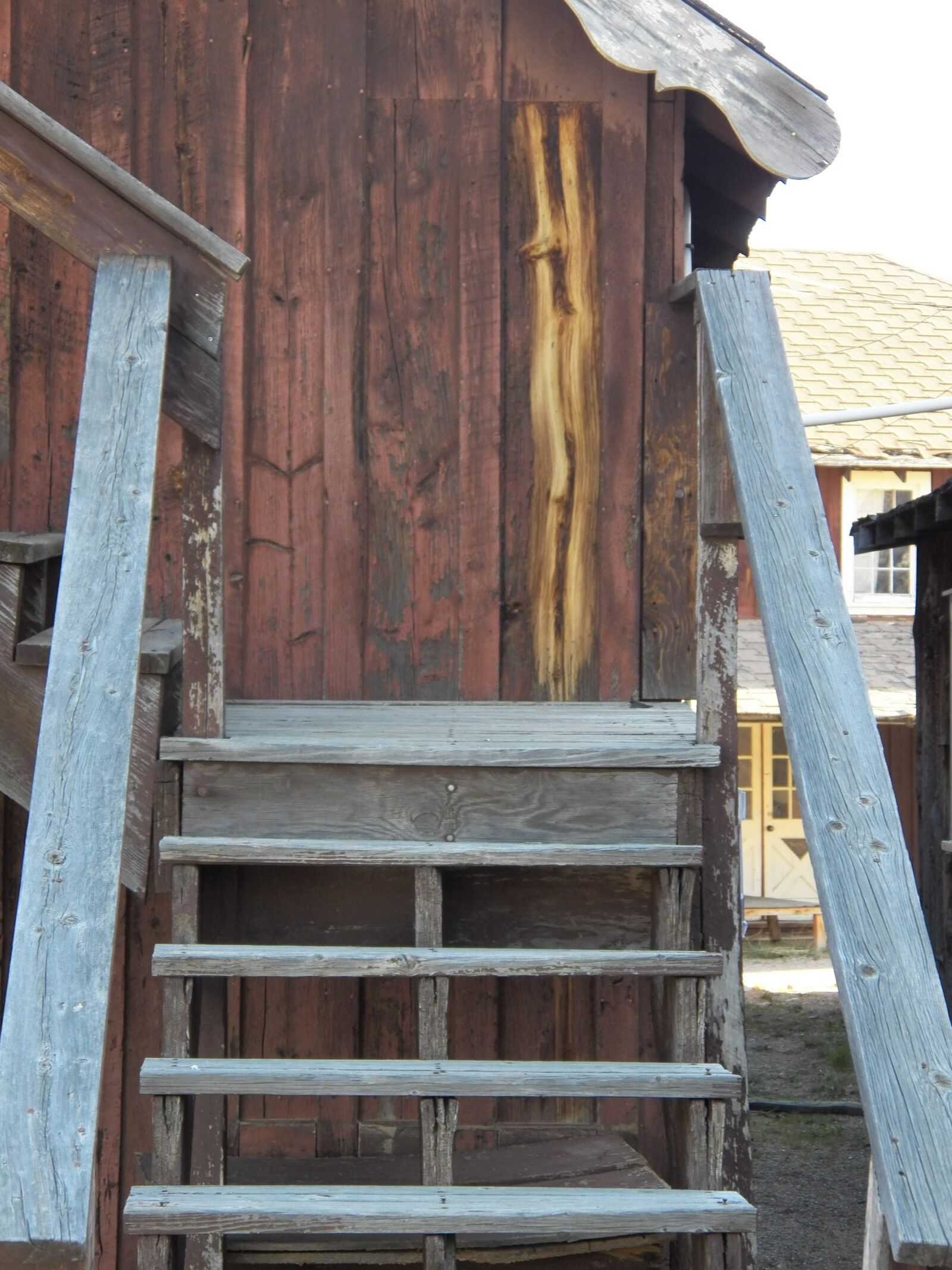 Kodak EasyShare Z990 (EasyShare Max) sample photo. Rustic, stairs, vintage photography