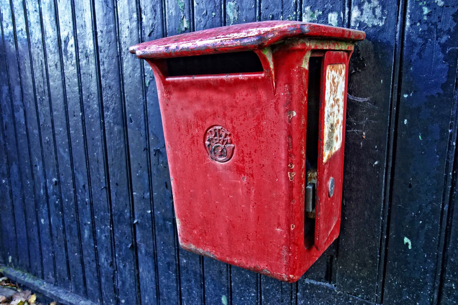 Sony Cyber-shot DSC-RX100 sample photo. Mailbox, mail, letter photography
