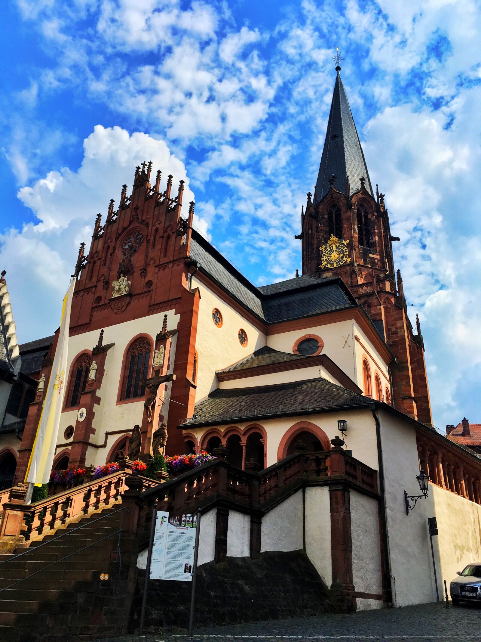 iPhone SE back camera 4.15mm f/2.2 sample photo. Germany, church, aschaffenburg photography