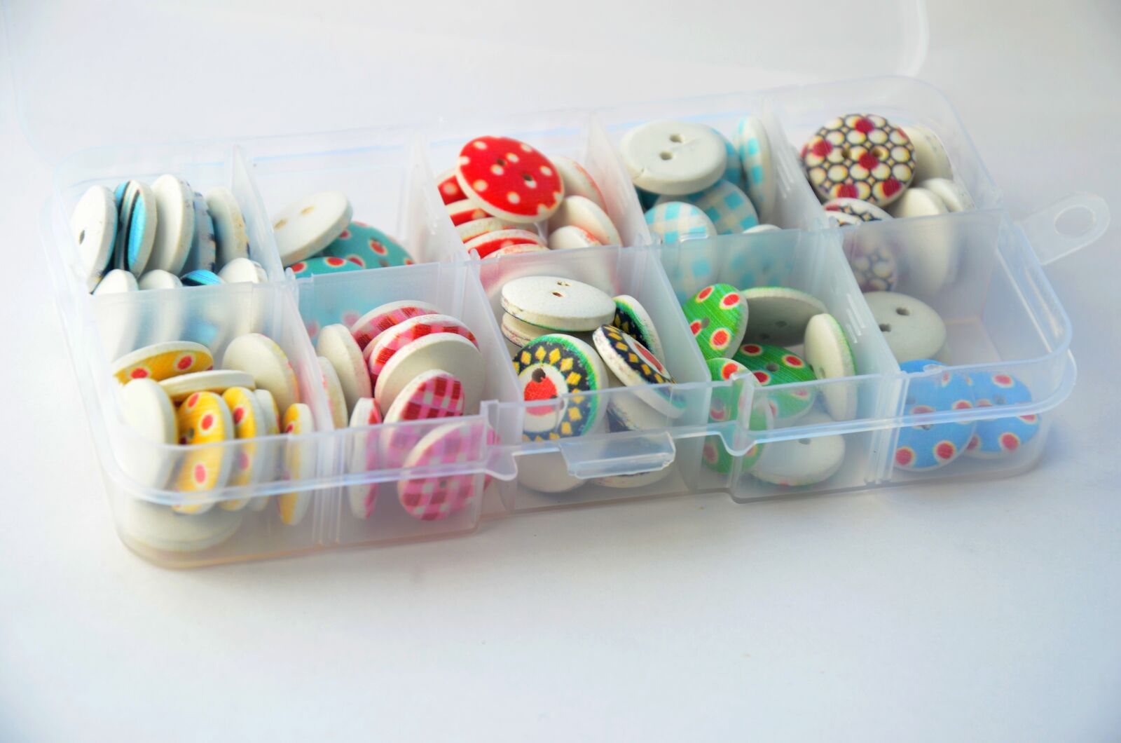 Nikon D7000 sample photo. Buttons, color, hobby photography