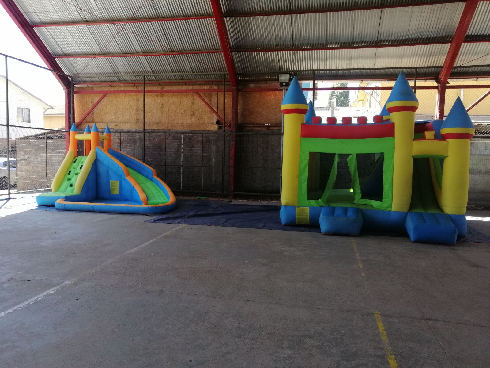 HUAWEI SNE-LX3 sample photo. Game, bouncer, castle photography