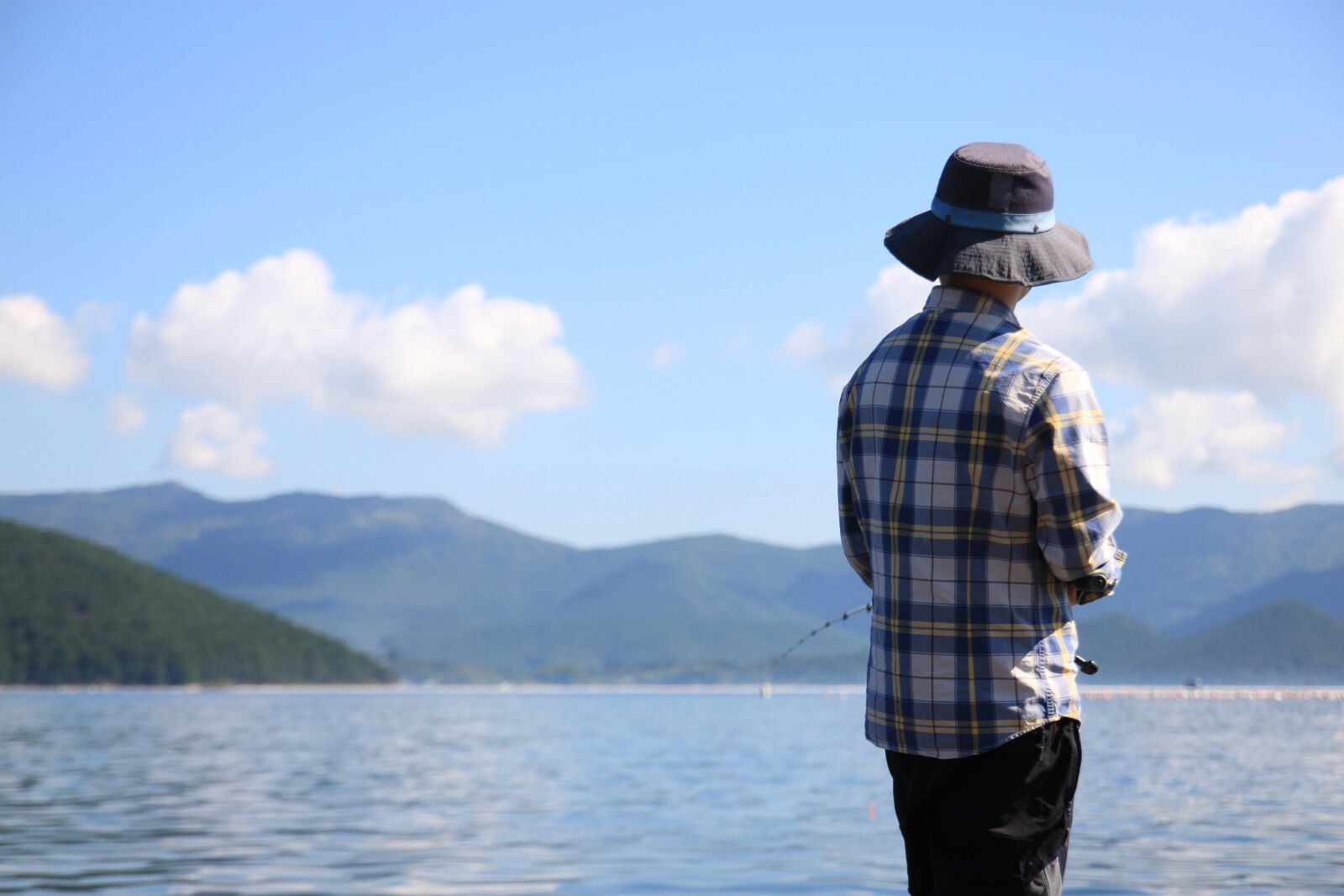 Canon EOS 500D (EOS Rebel T1i / EOS Kiss X3) sample photo. Fishing, outdoor, sandal-island photography