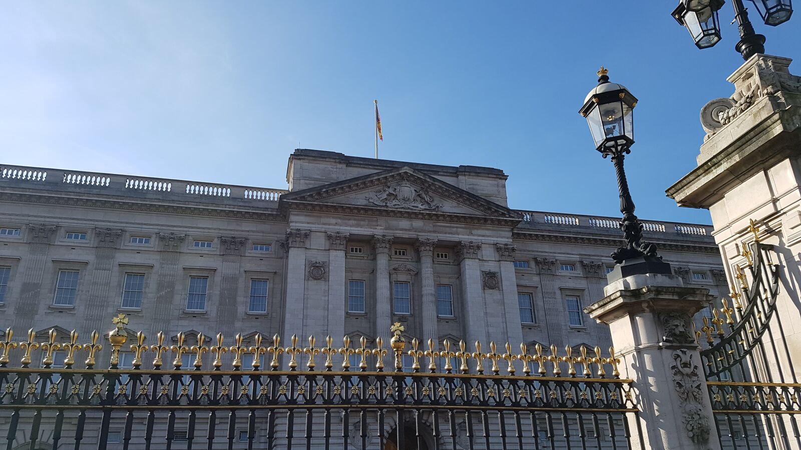 Samsung Galaxy S7 sample photo. United kingdom, queen elizabeth photography