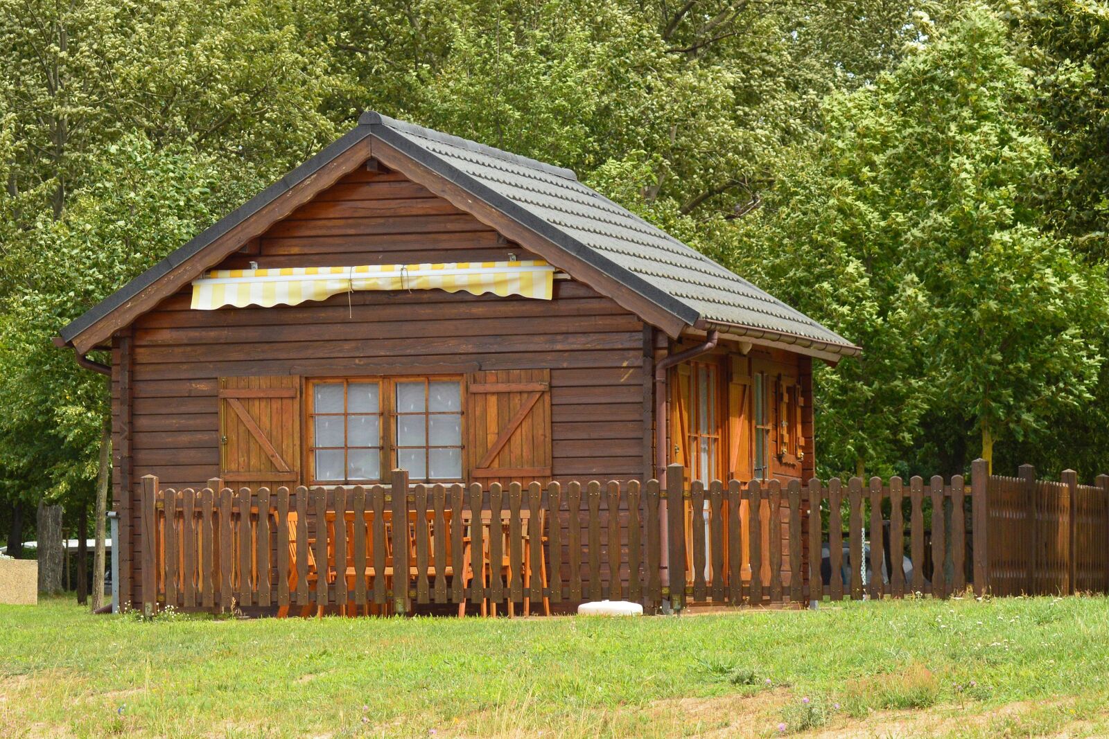 Nikon D3200 sample photo. Woodhouse, finnhuette, house photography