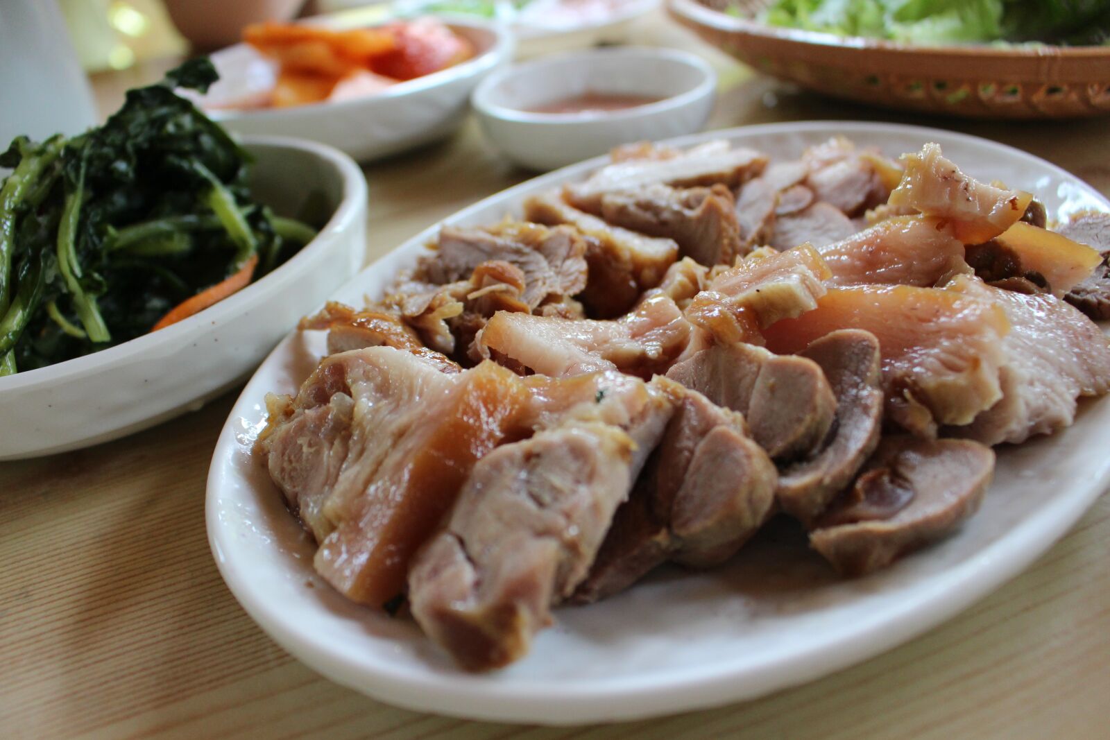 Canon EOS 100D (EOS Rebel SL1 / EOS Kiss X7) sample photo. Pork, suyuk, easy education photography