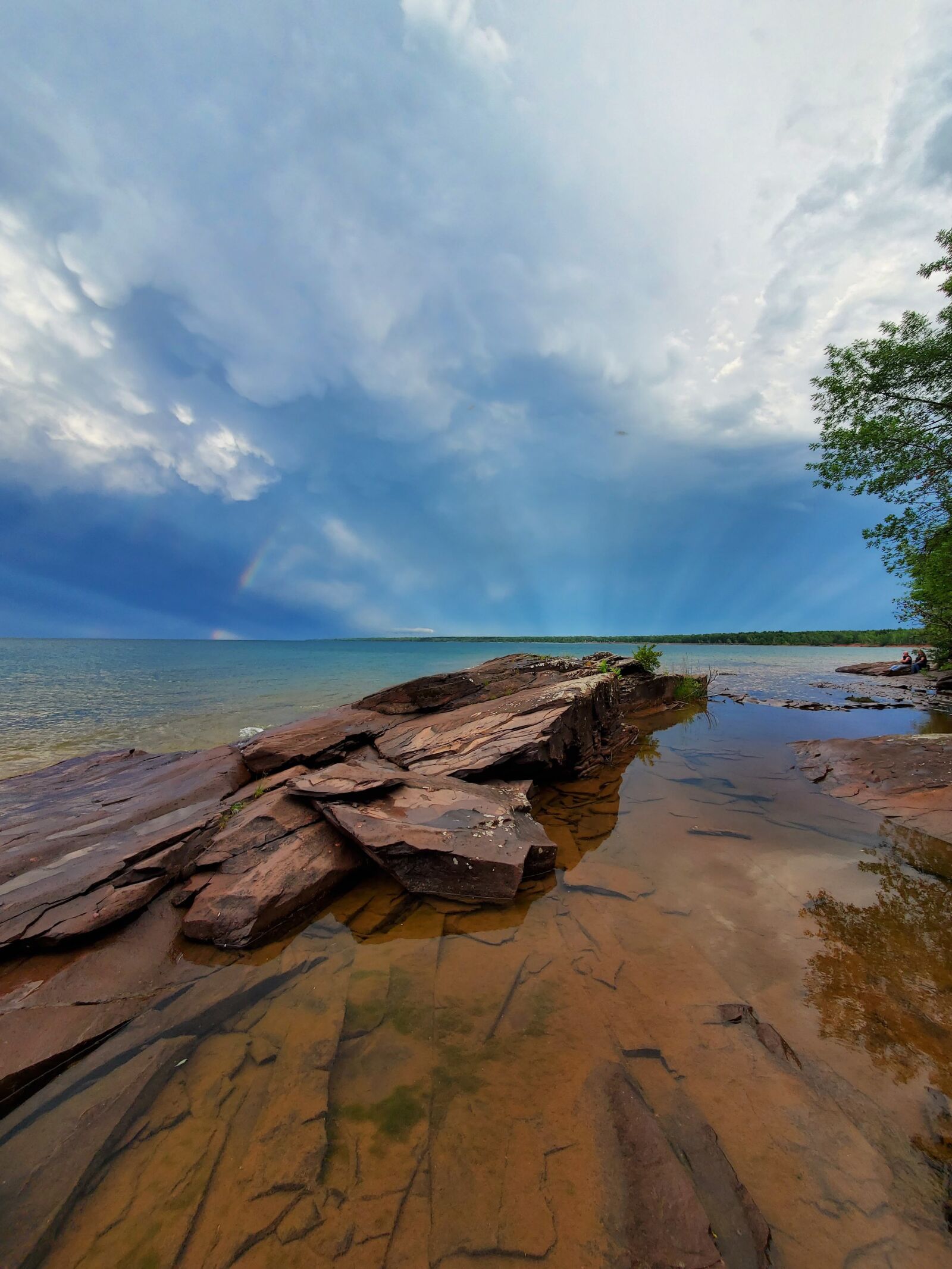 Samsung Galaxy S10e sample photo. Water, lake, landscape photography