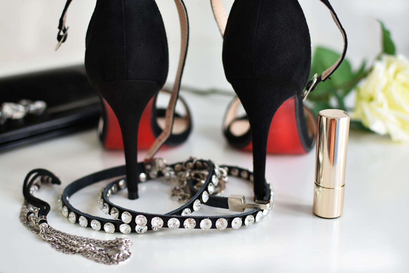 Nikon D3400 sample photo. Women's shoes, high heels photography