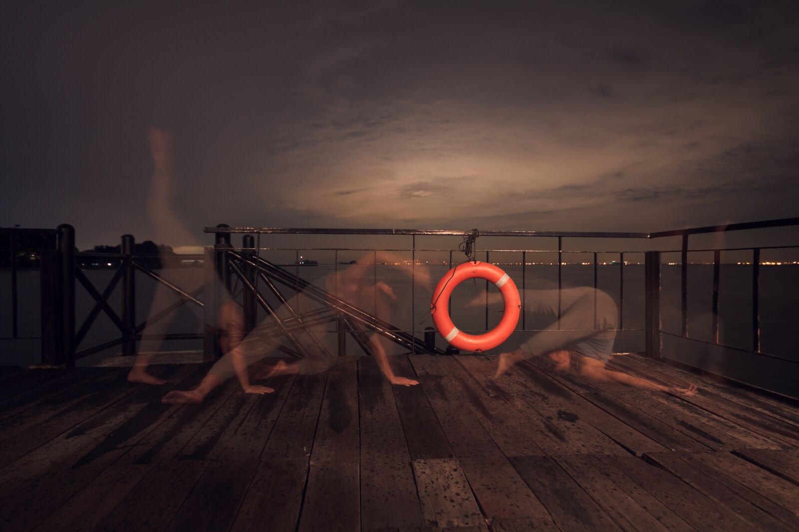 Canon EOS 7D sample photo. Long exposure, night, lifebuoy photography