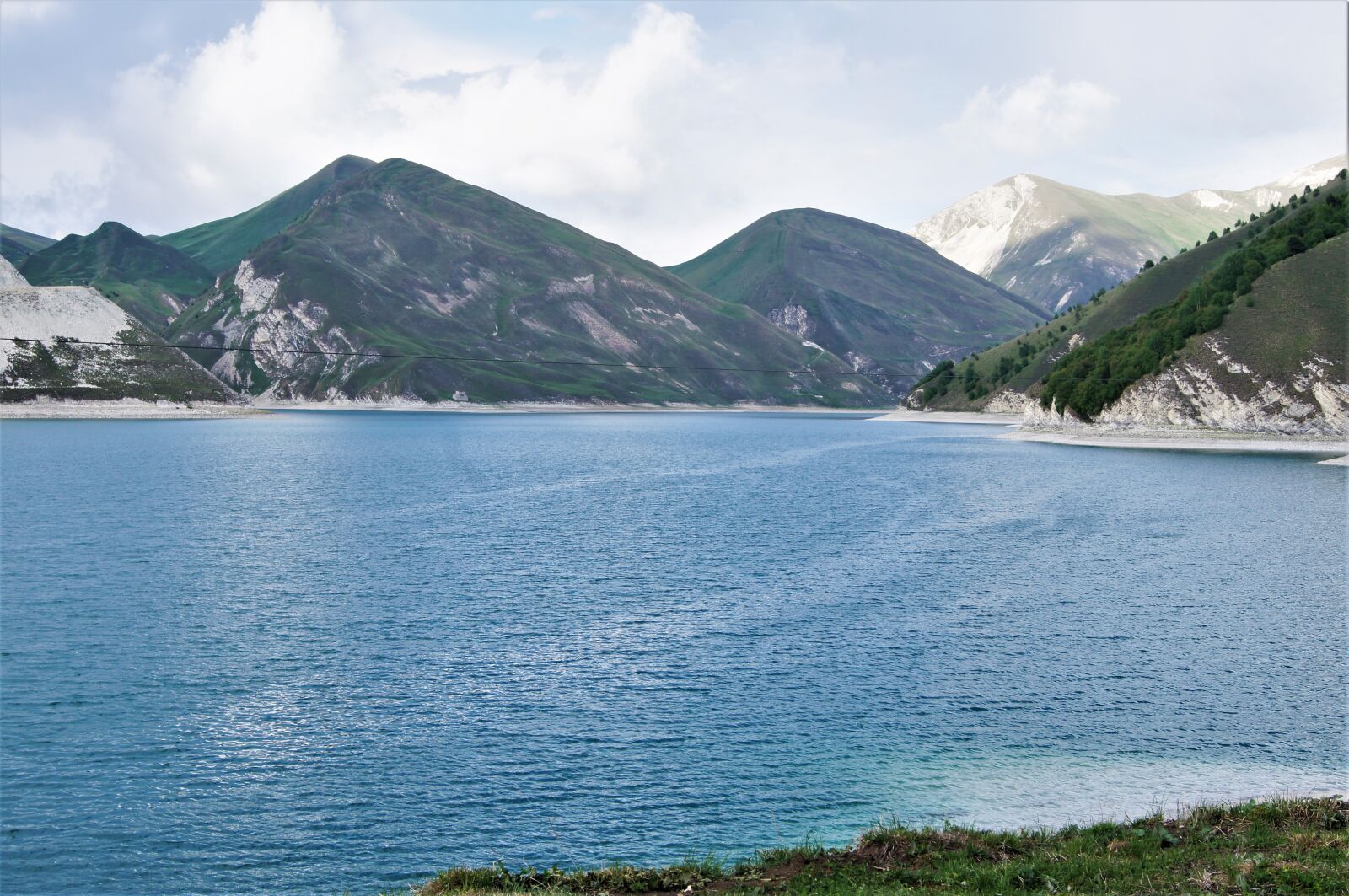 Sony SLT-A35 sample photo. Lake, mountains, travel photography