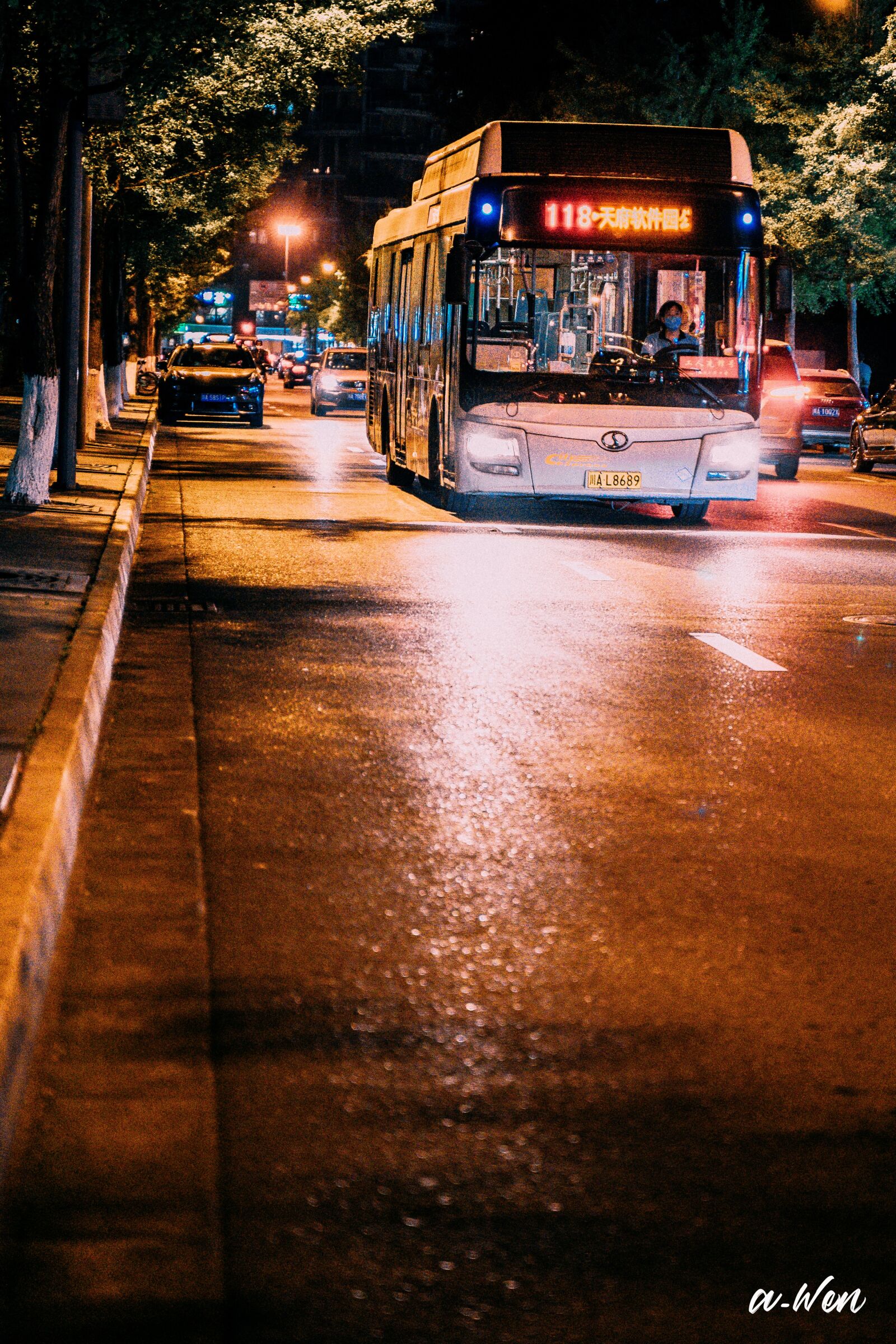 Sony a7 III sample photo. Night bus, road bus photography