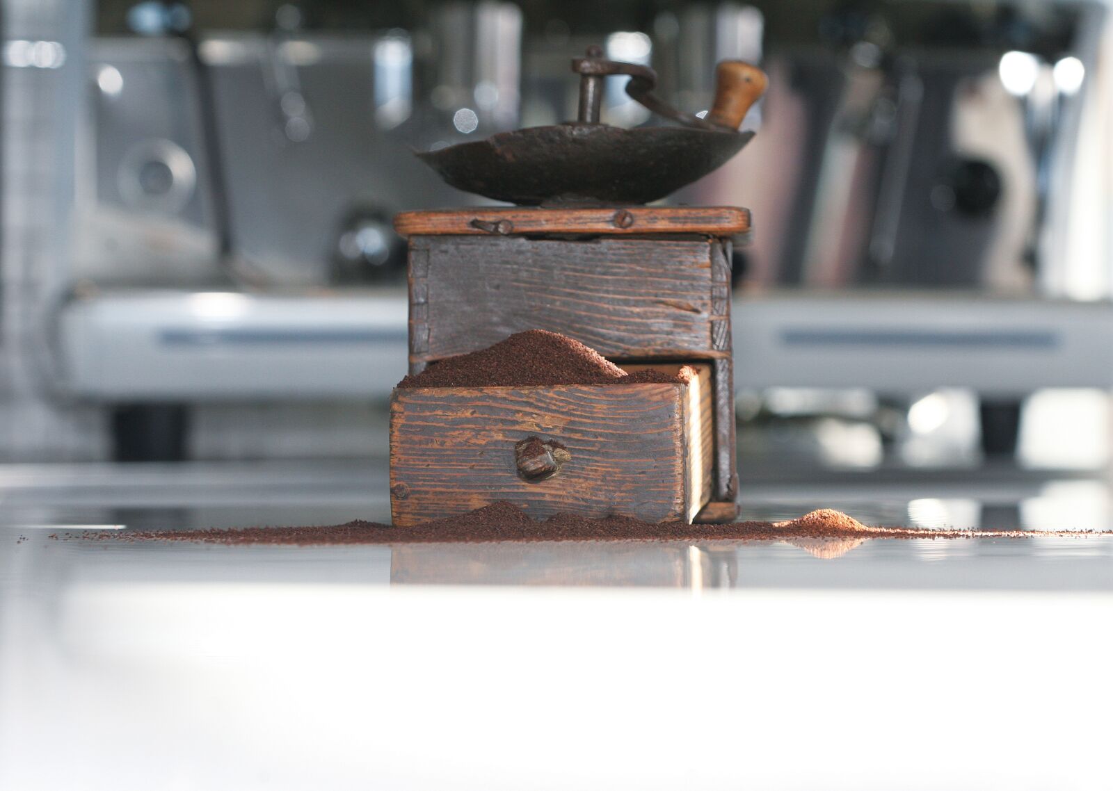 Canon EOS 5D sample photo. Coffee grinder, coffee, ground photography