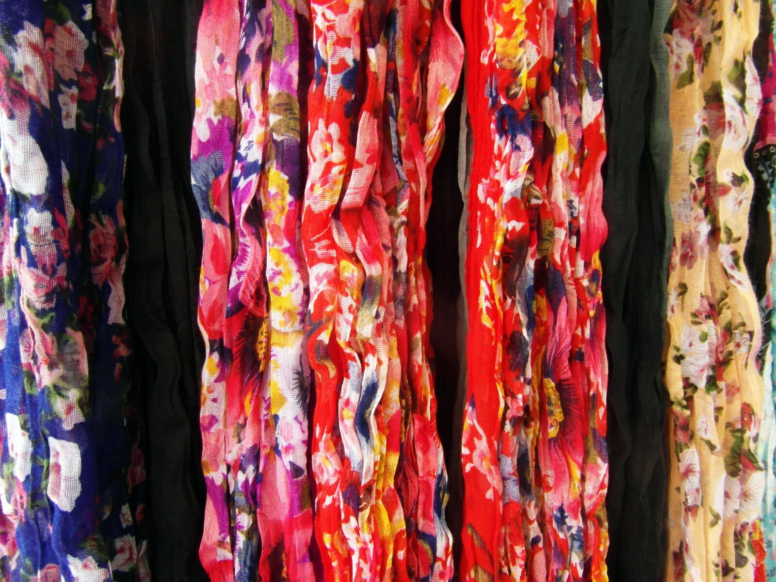 Samsung WB750 sample photo. Towels, colorful, color photography
