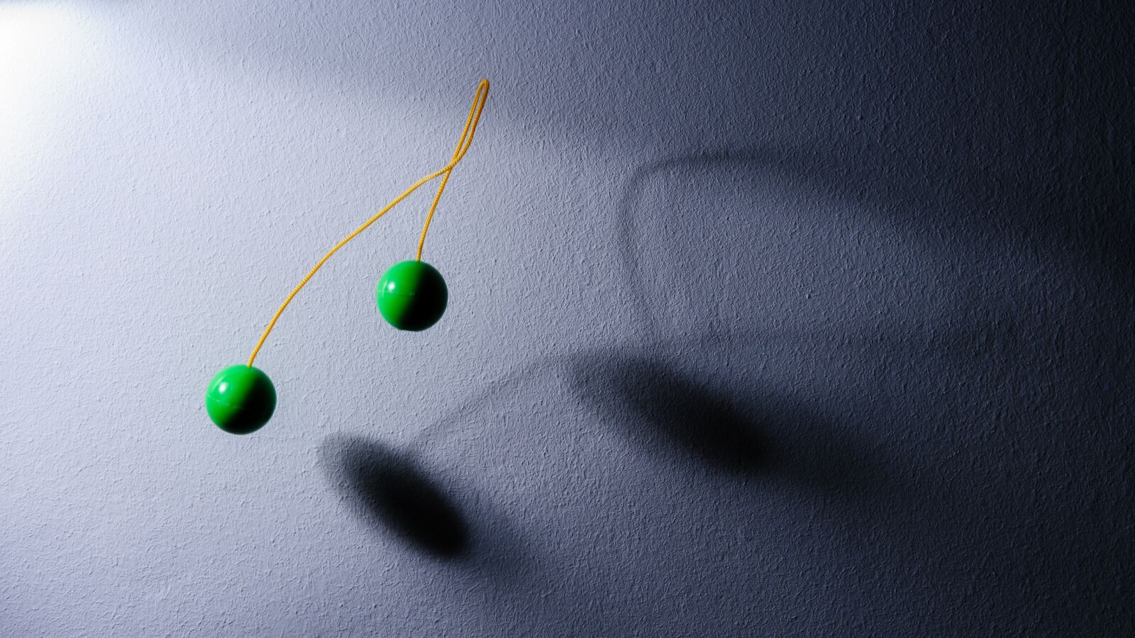 Nikon D700 sample photo. Free case, ball, shadow photography
