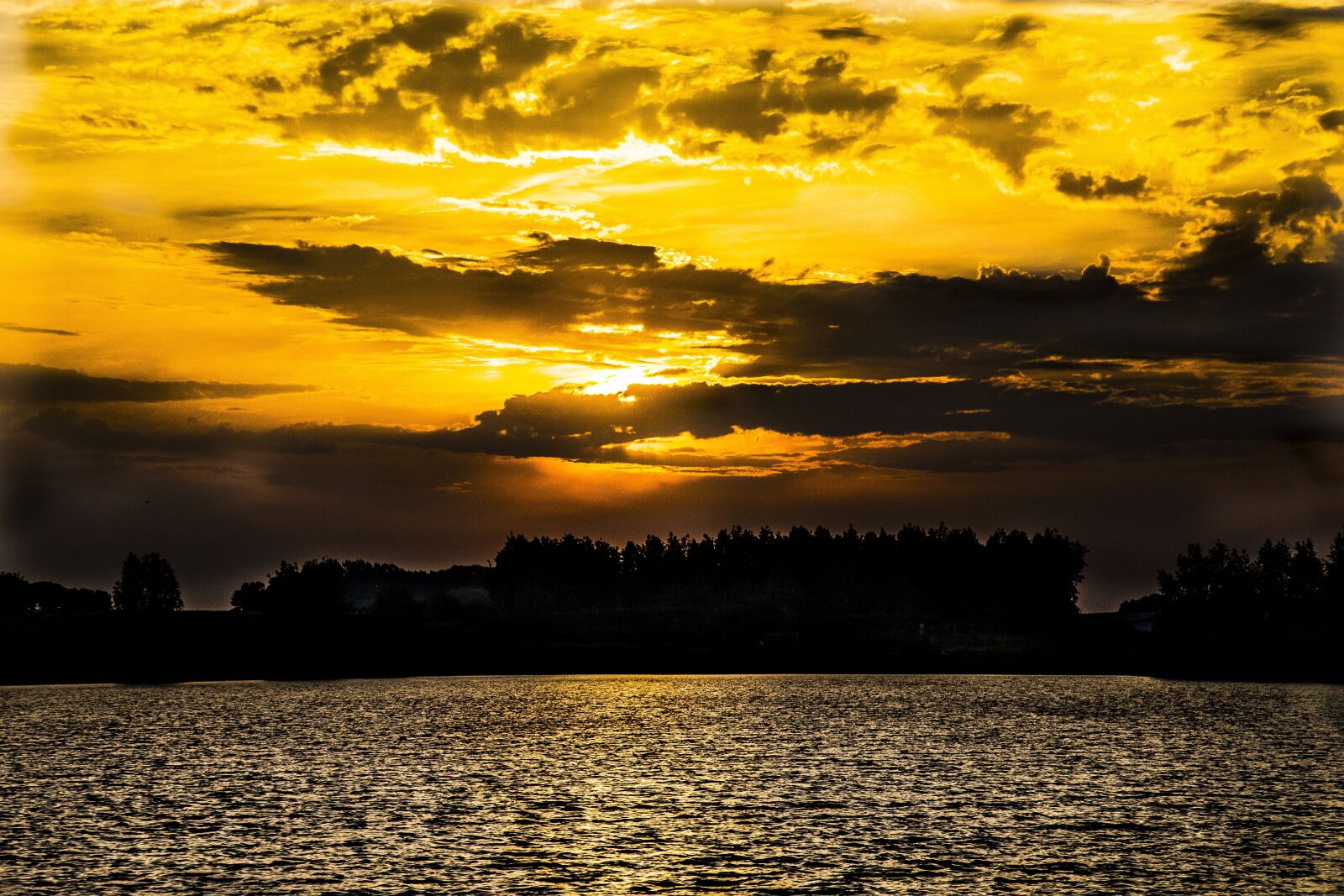 Canon EOS 6D + Canon EF 24-105mm F4L IS USM sample photo. Sun, water, ocean photography