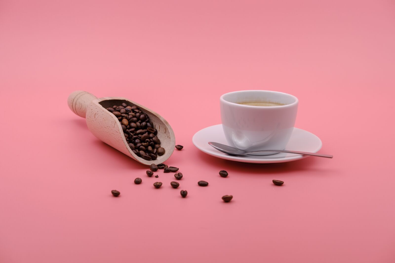Fujifilm X-T2 + Fujifilm XF 35mm F2 R WR sample photo. Coffee, coffee beans, cup photography