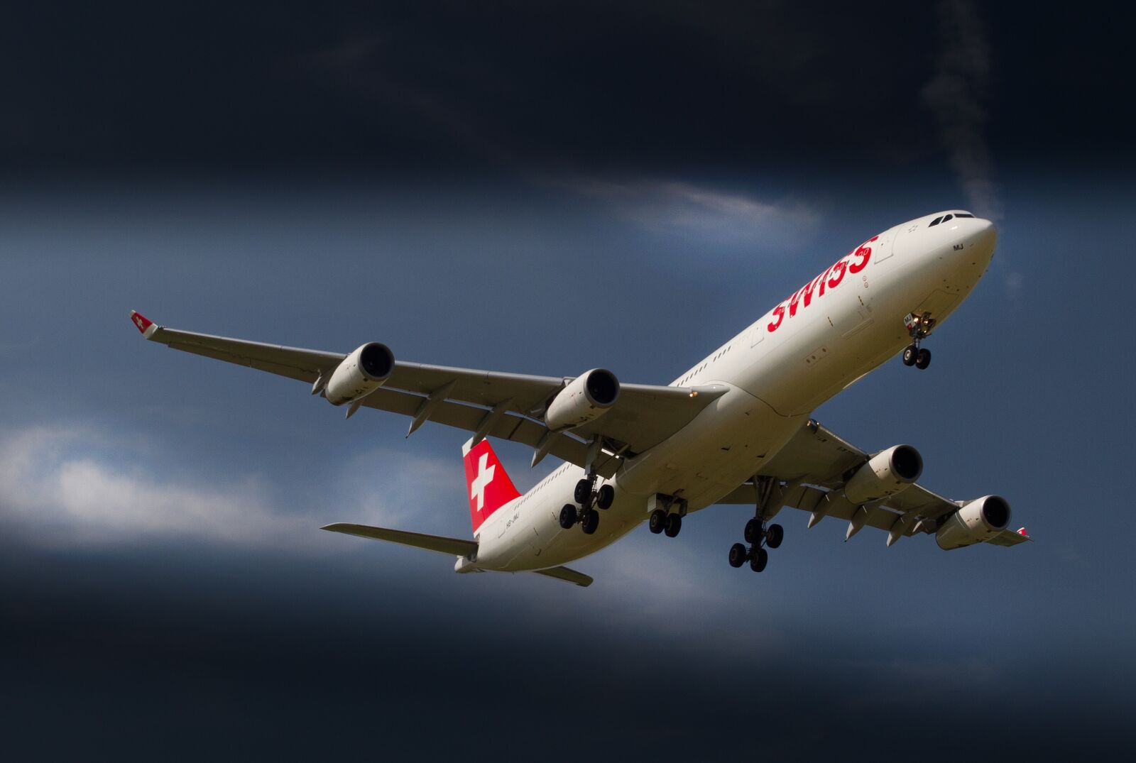 Canon EOS 7D sample photo. Airbus, aircraft, airbus a340 photography