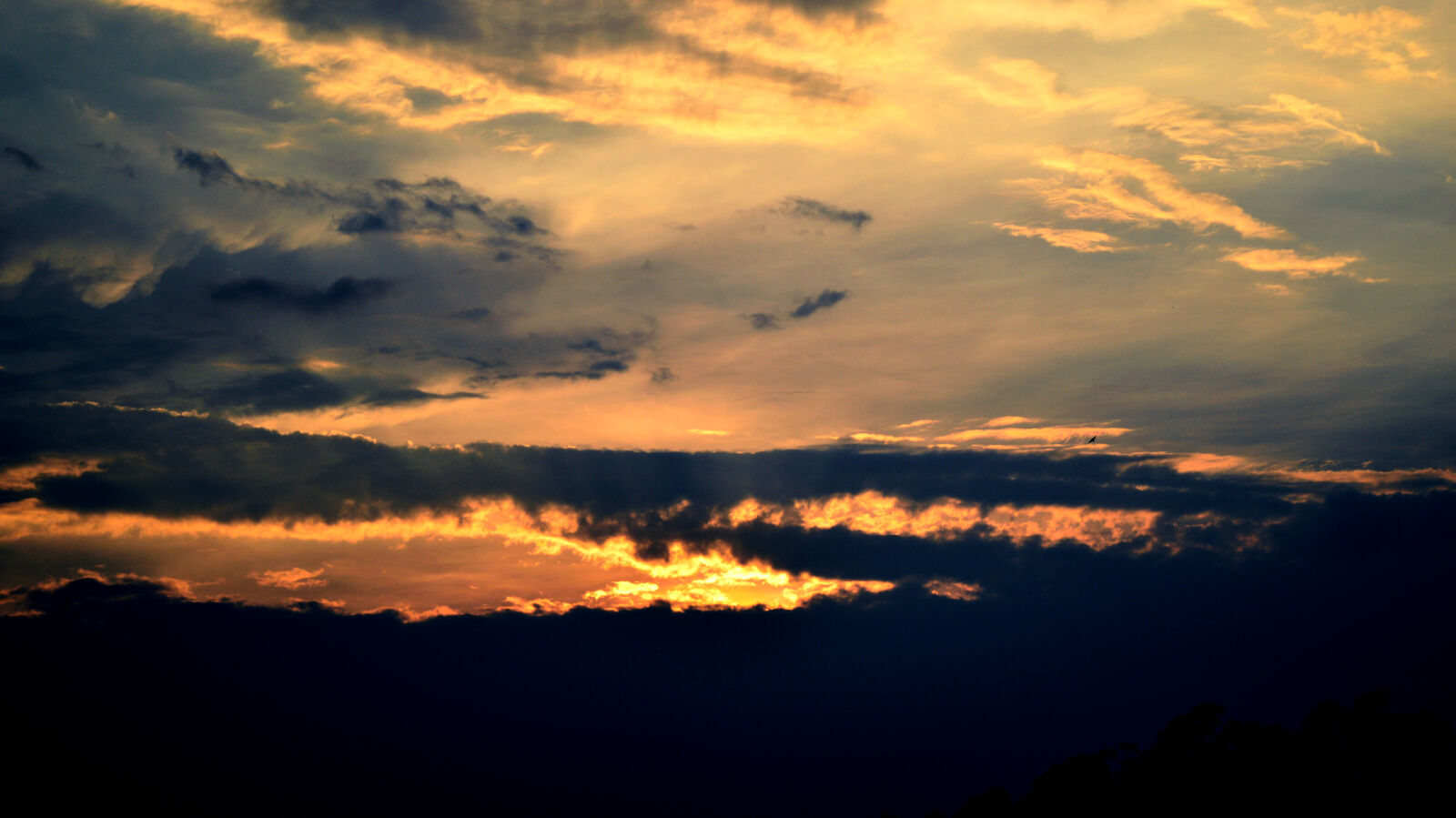 Nikon D3200 sample photo. Cloud, evening, sun, landscape photography